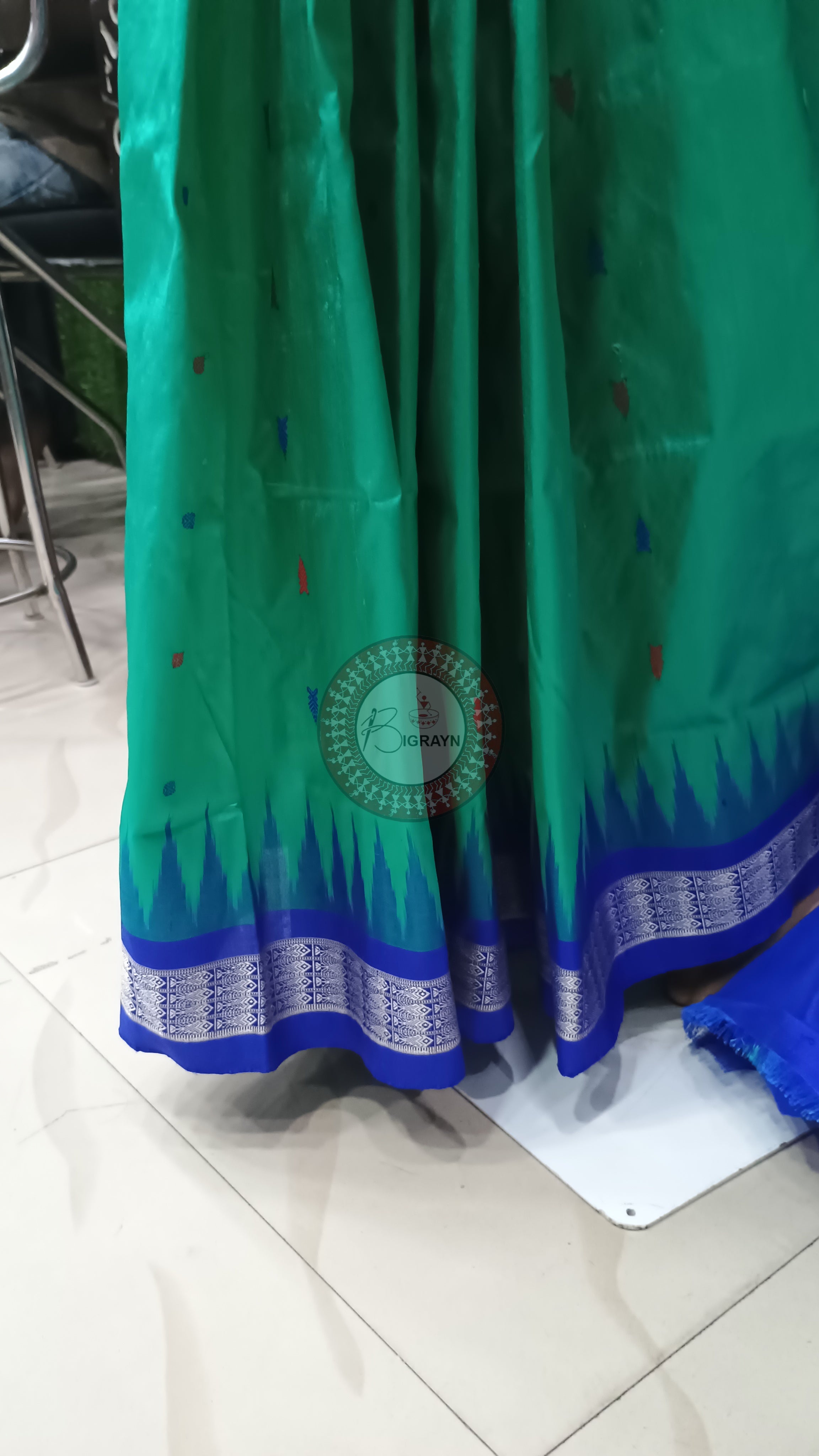 Sea Green Blue Fish Buti Bomkai Silk Saree