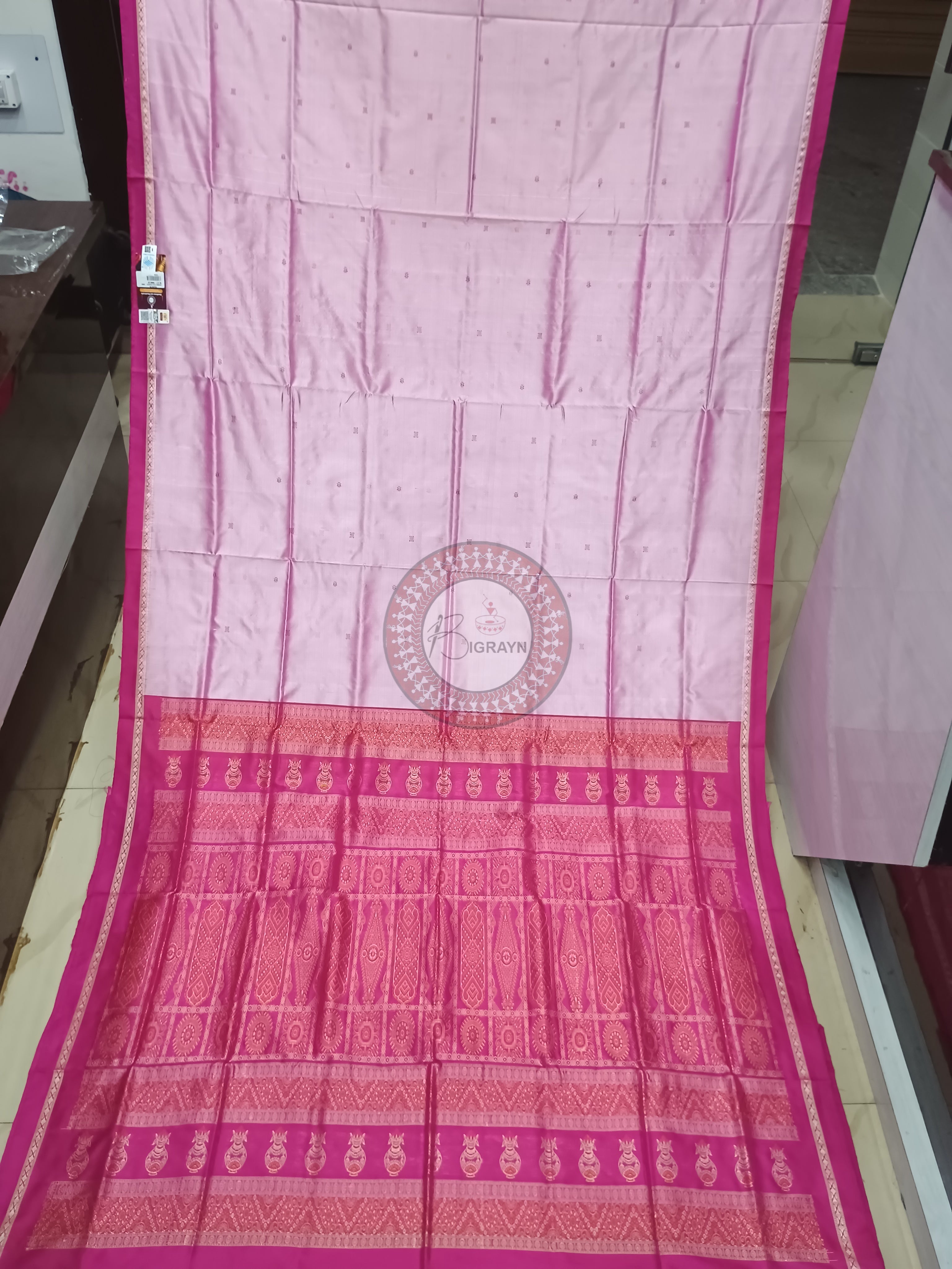 Pink Magenta Ek Phulia Bomkai Silk Saree