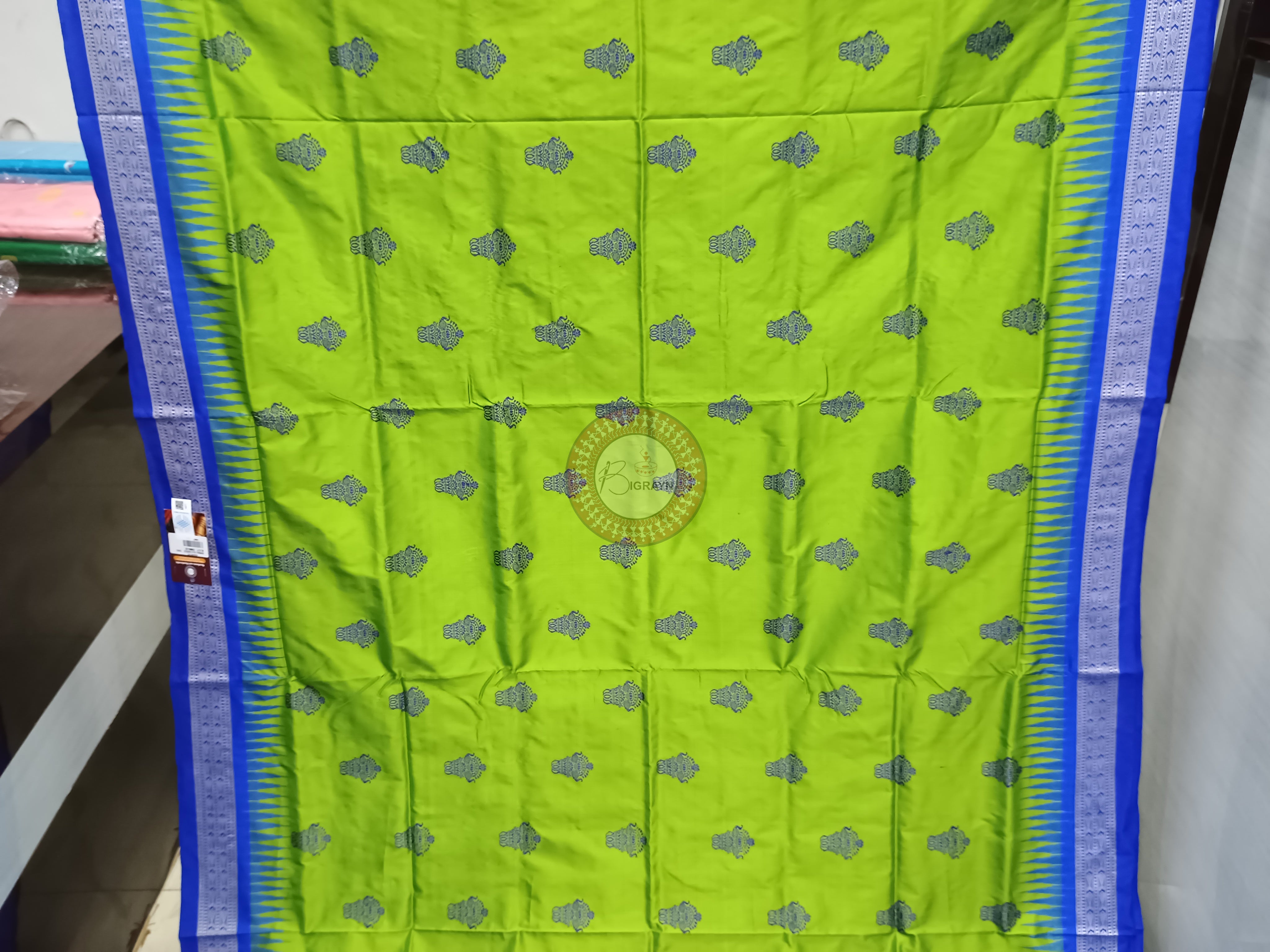 Green Blue Dual Elephant Head Bomkai Silk Saree