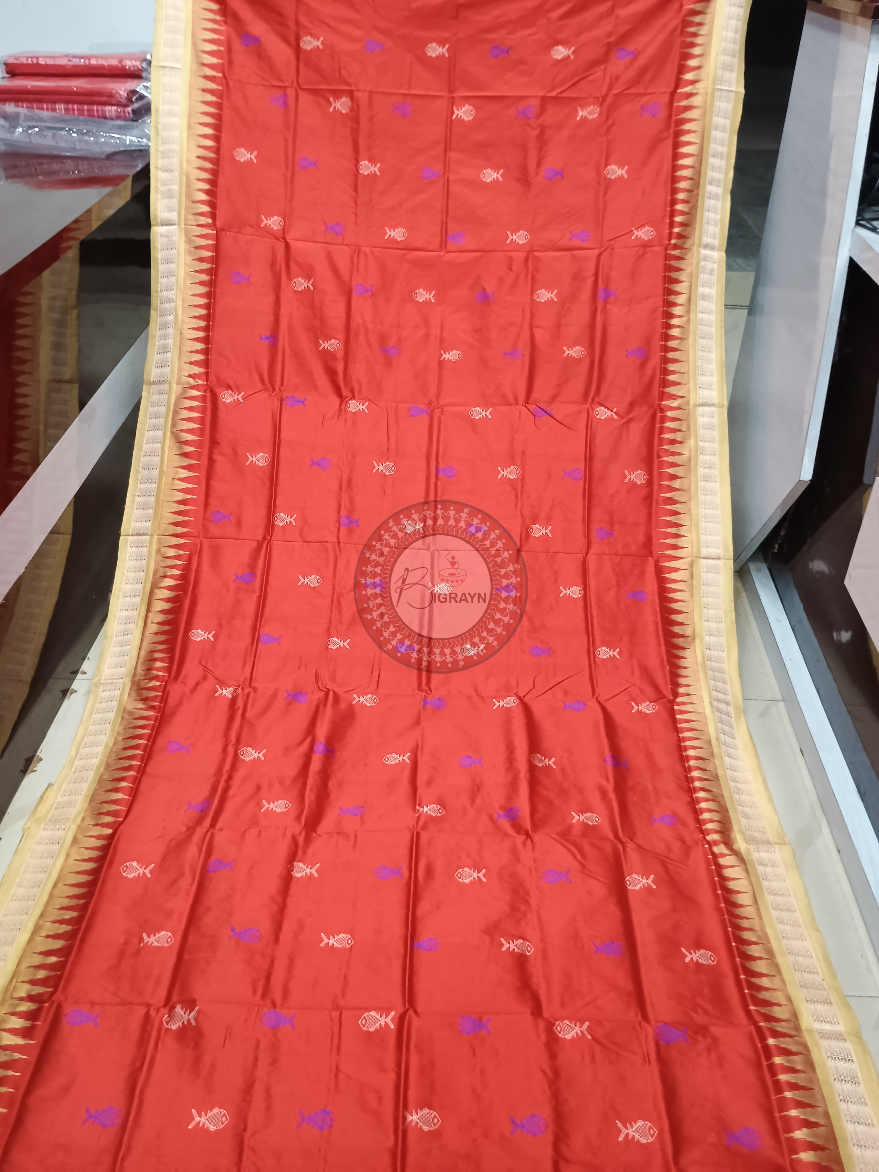 Red Creame Fish Bomkai Silk Saree