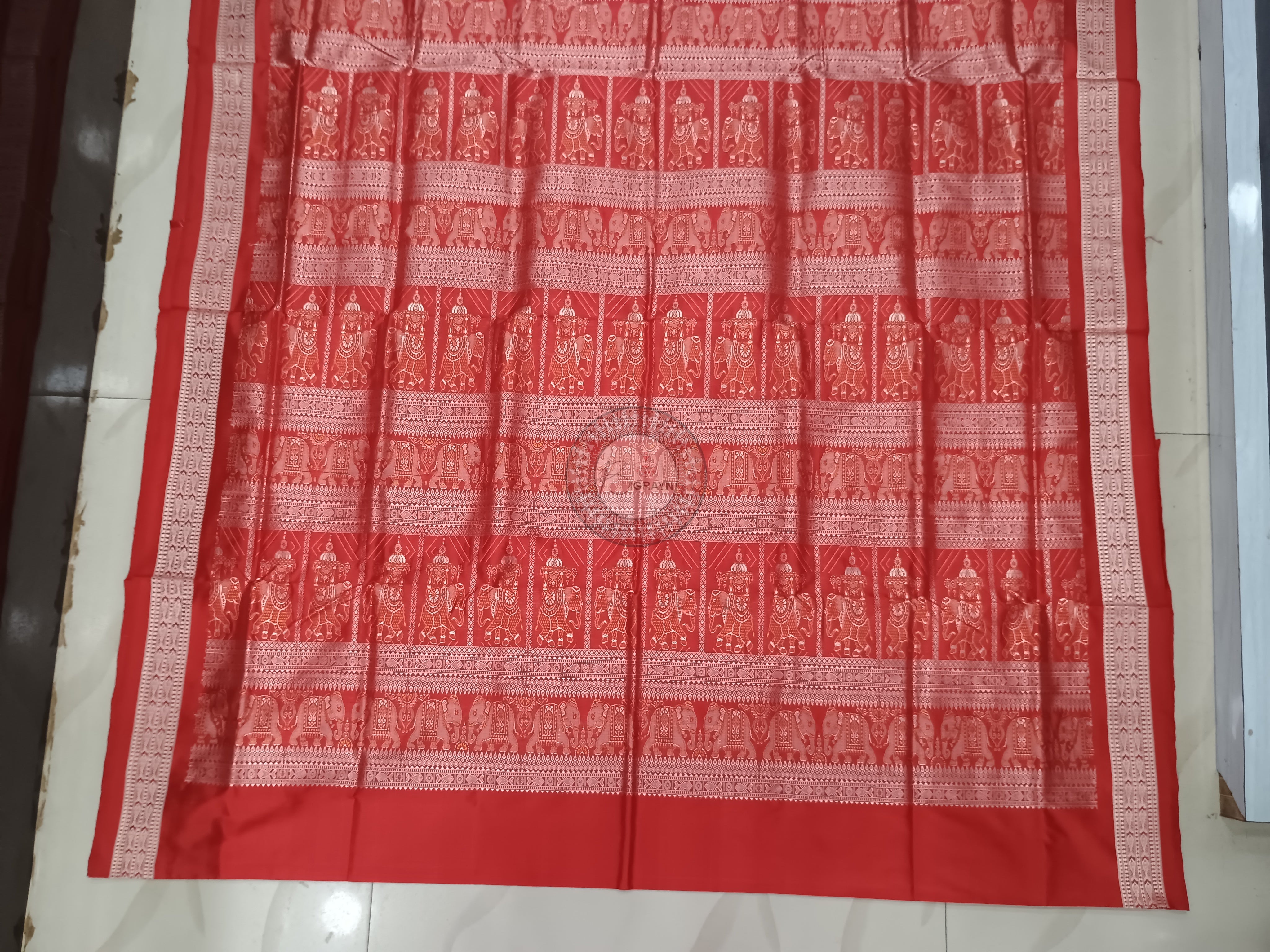 White Red Dual Elephant Odisha Handloom Bomkai Silk Saree