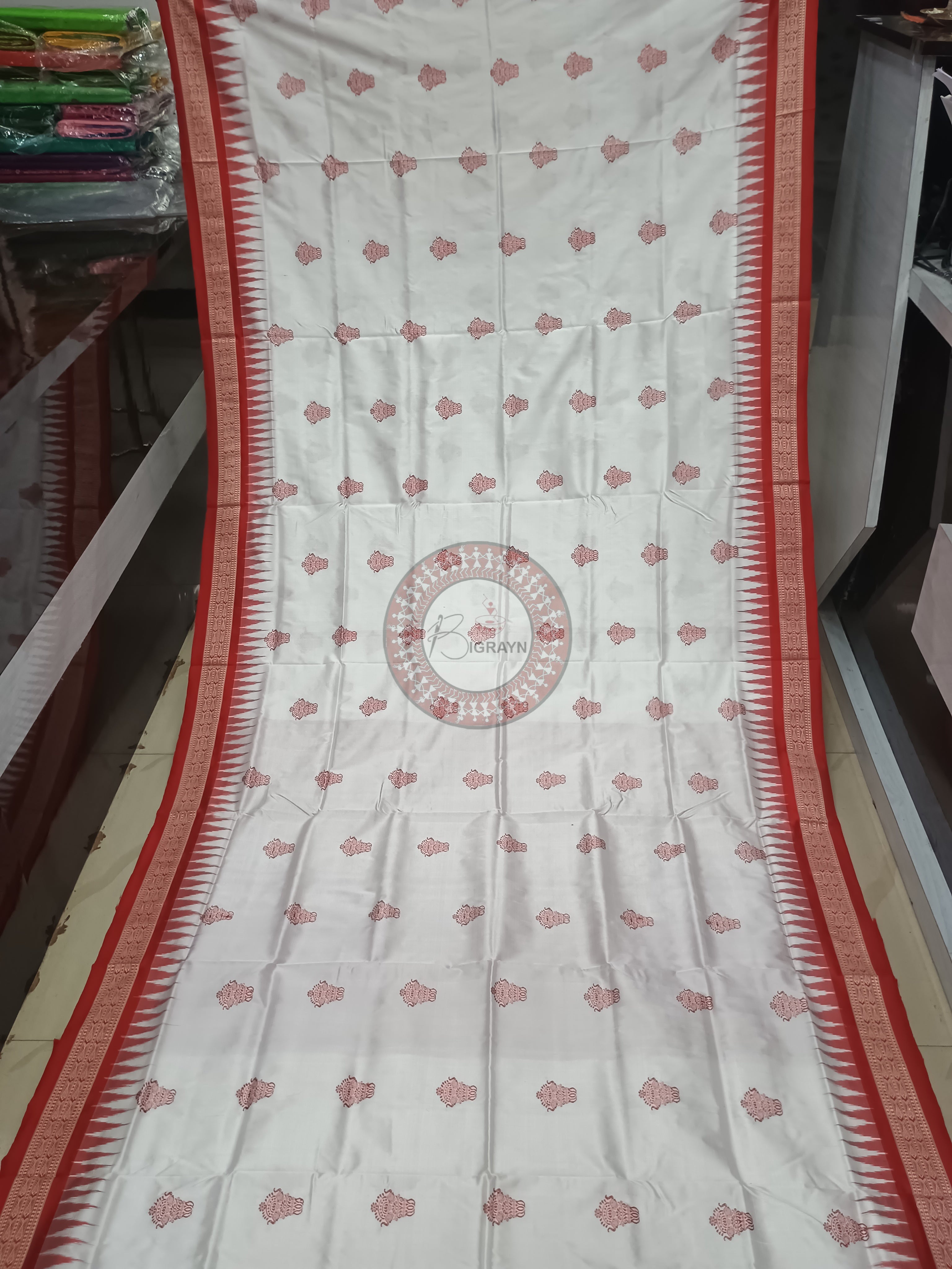 White Red Dual Elephant Odisha Handloom Bomkai Silk Saree