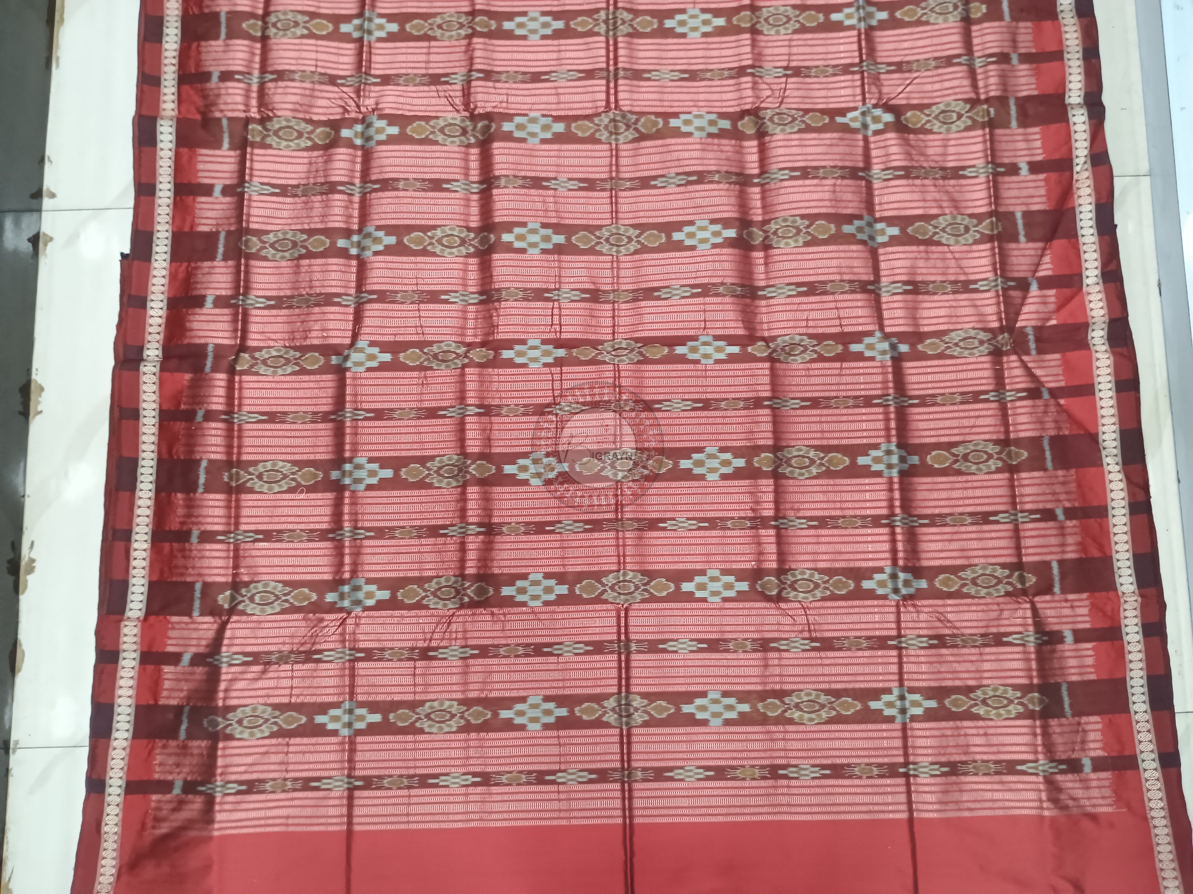 Neon Red Ek Phulia Odisha Handloom Bomkai Silk Saree