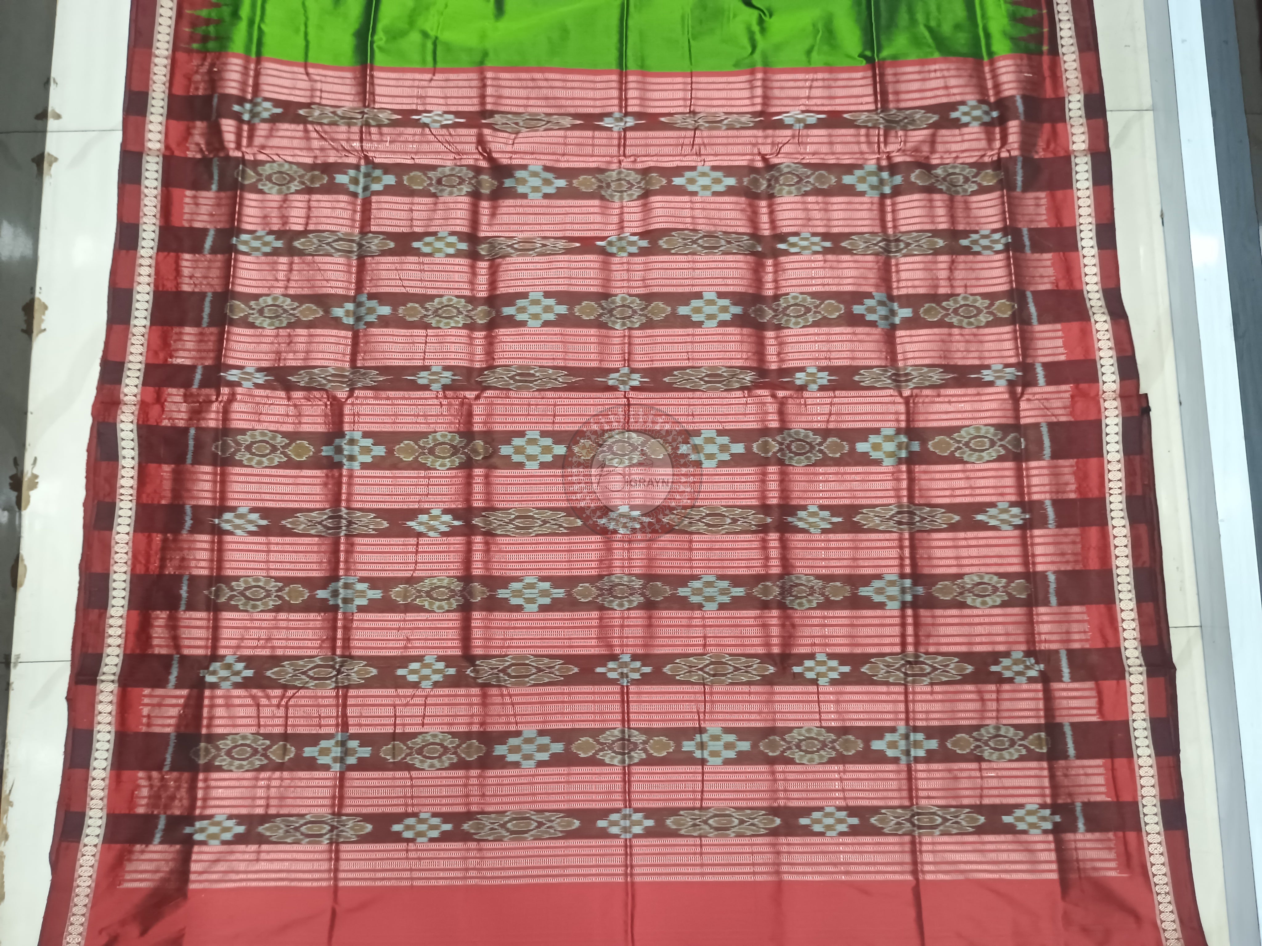 Green Red Ek Phulia Odisha Handloom Bomkai Silk Saree