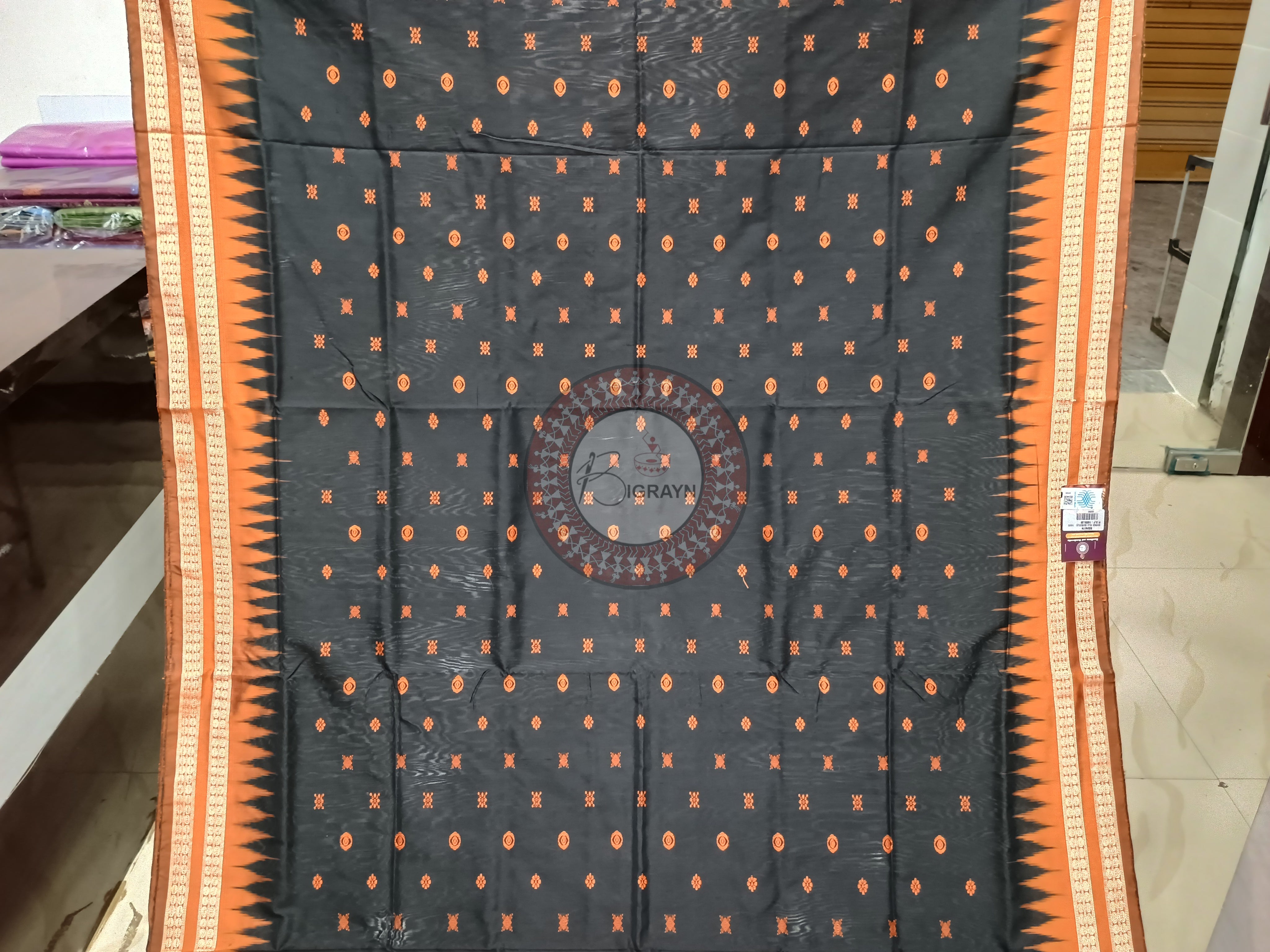 Black Rust Buti Flower Bomkai Silk Saree