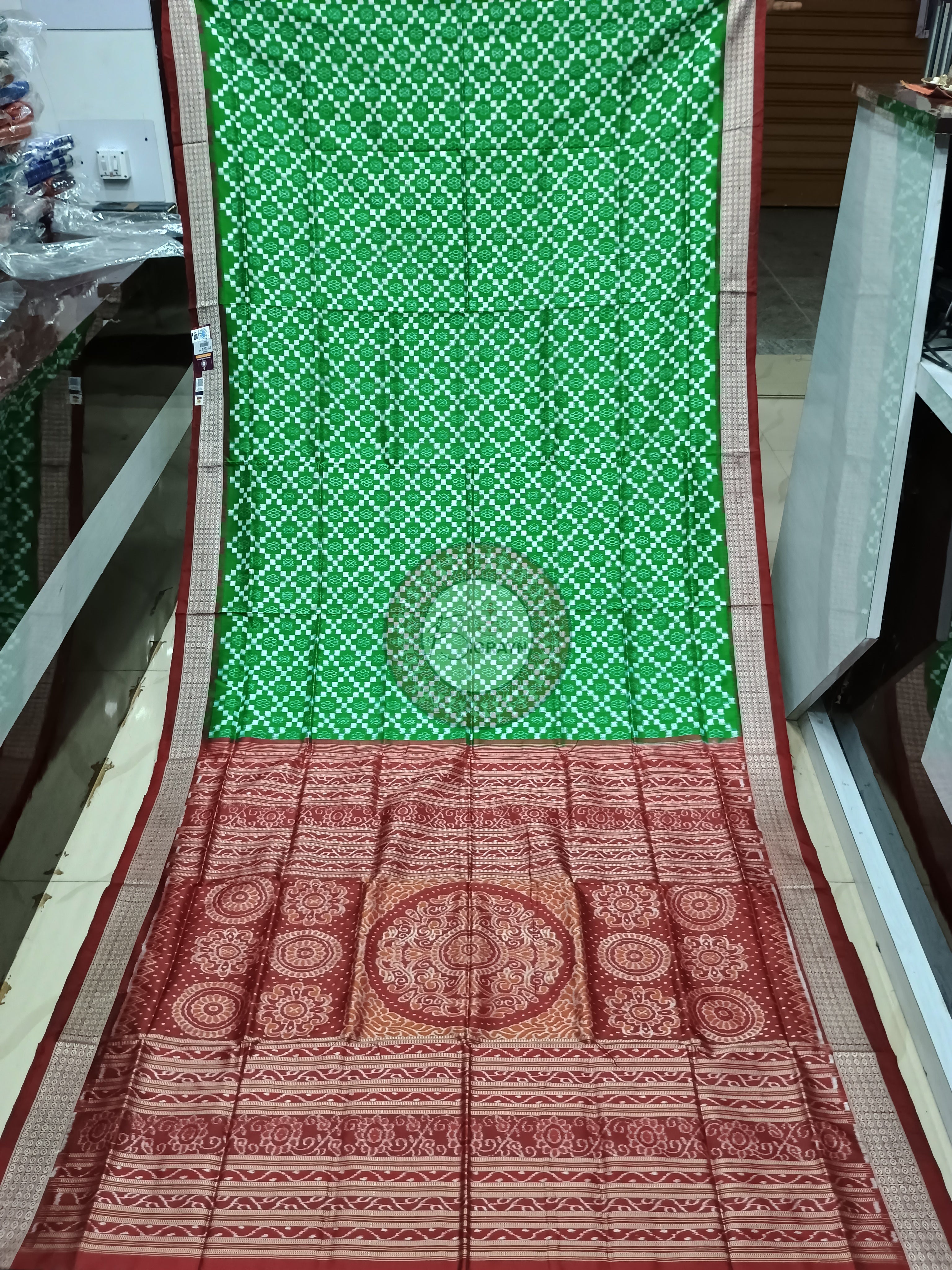 Green Maroon Flower Pasapali Sambalpuri Silk Saree