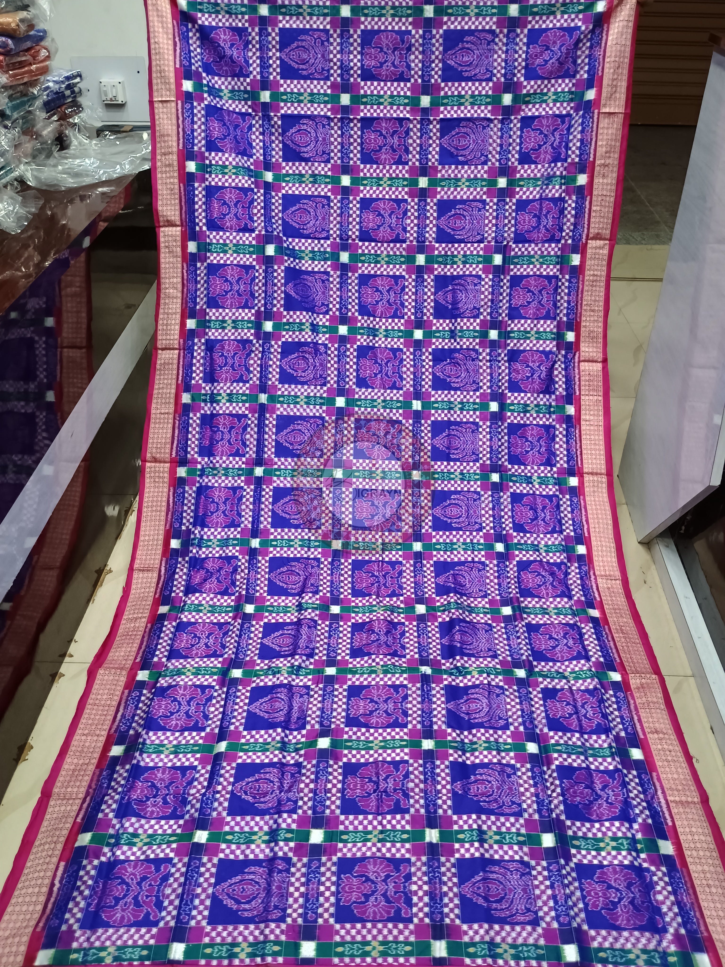 Blue Magenta Flower Pasapali Sambalpuri Silk Saree