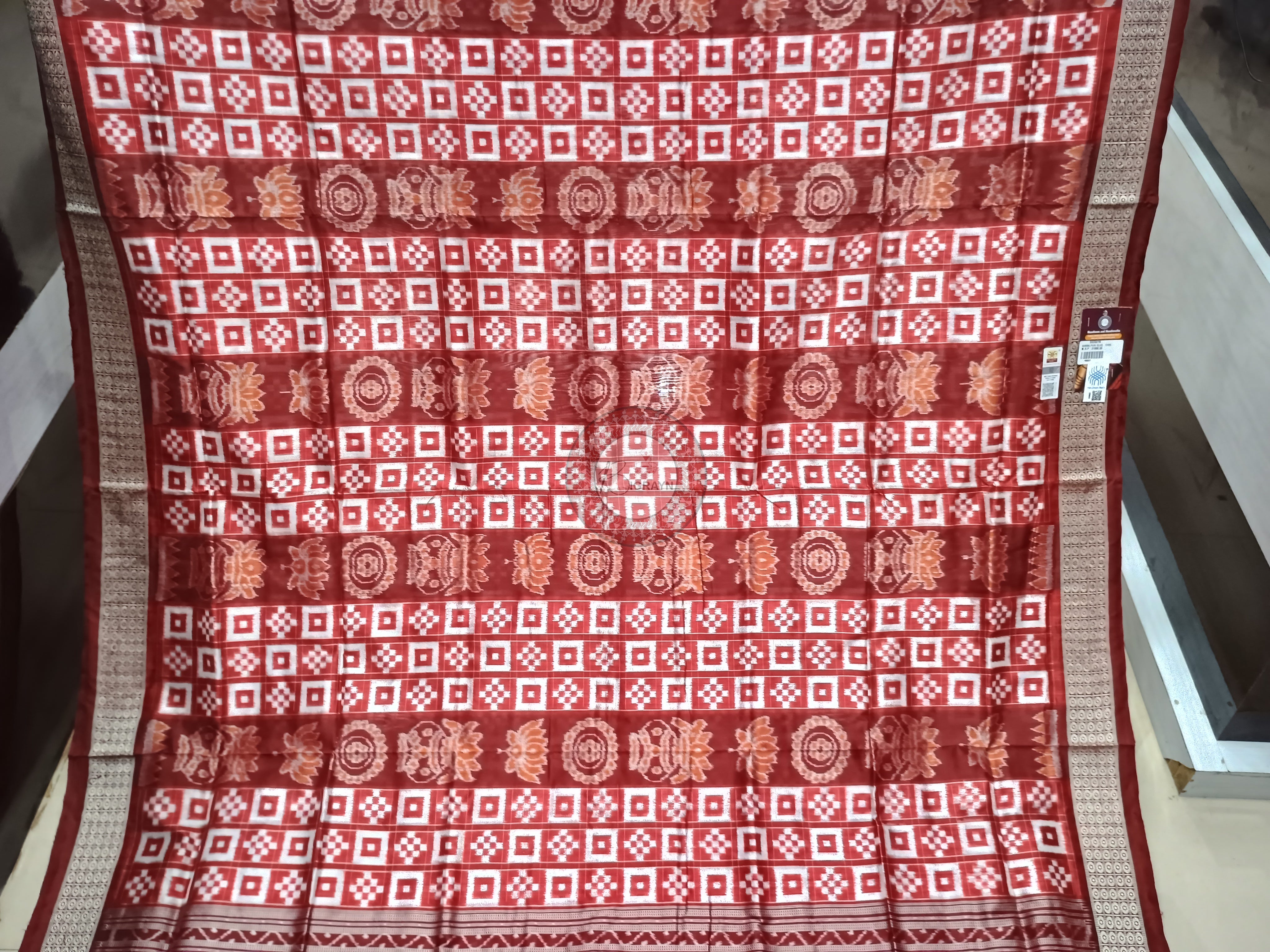 Maroon Self Kalashi Lotus Mini Pasapali Sambalpuri Silk Saree