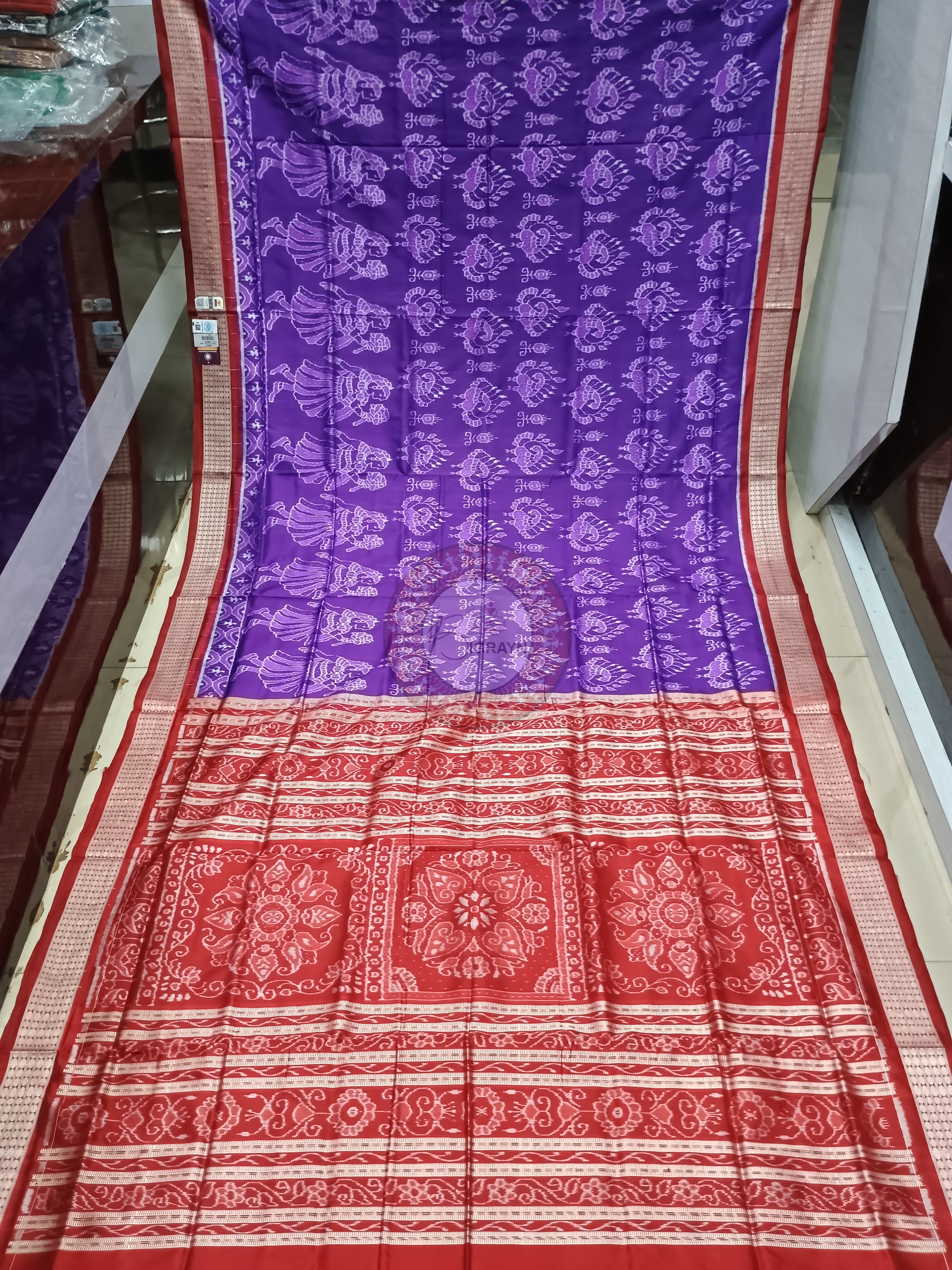 Purple Maroon Peacock And Dancer Odisha Handloom Sambalpuri Silk Saree