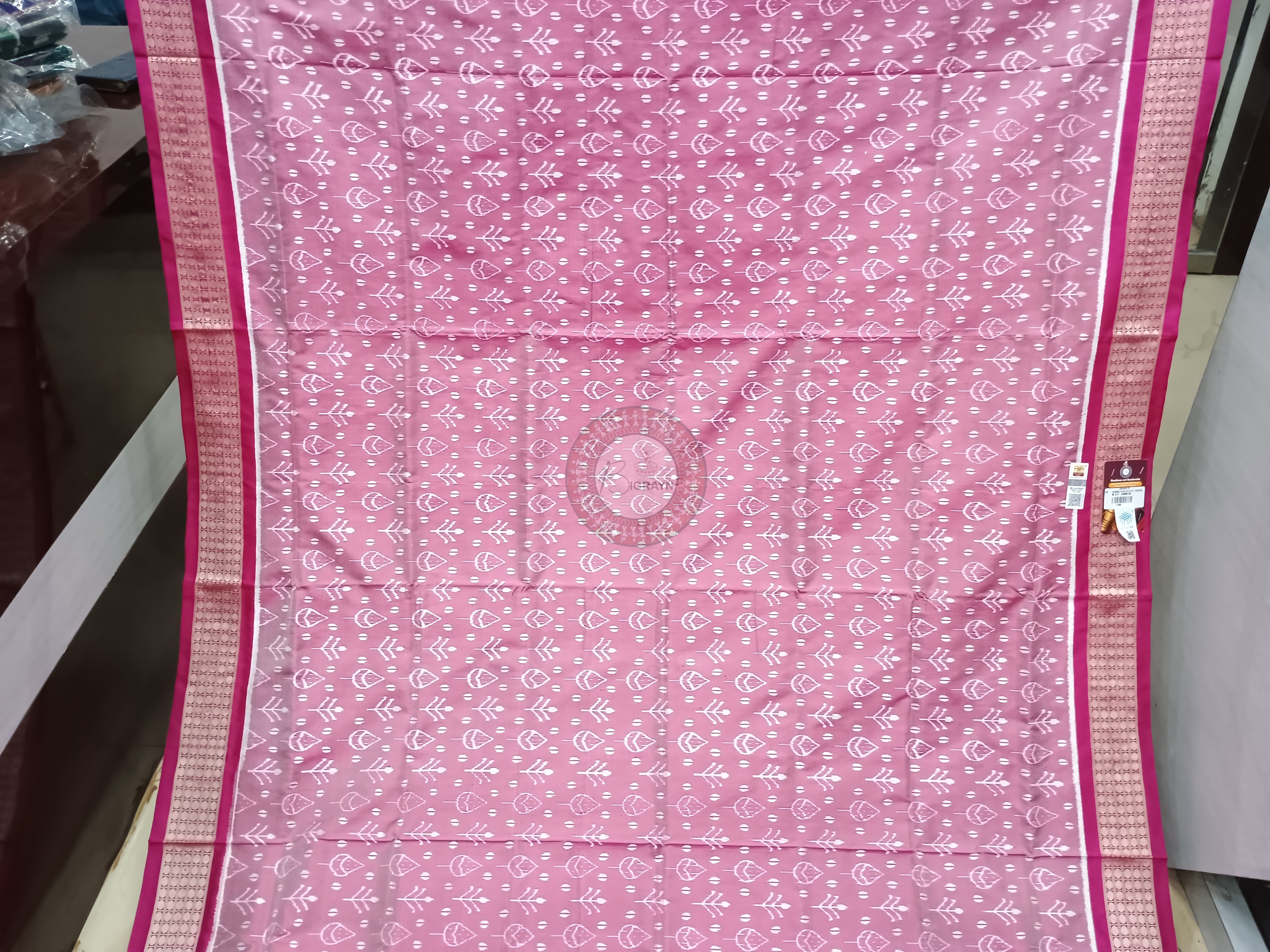 Peach Magenta Leaf Design Odisha Handloom Sambalpuri Silk Saree