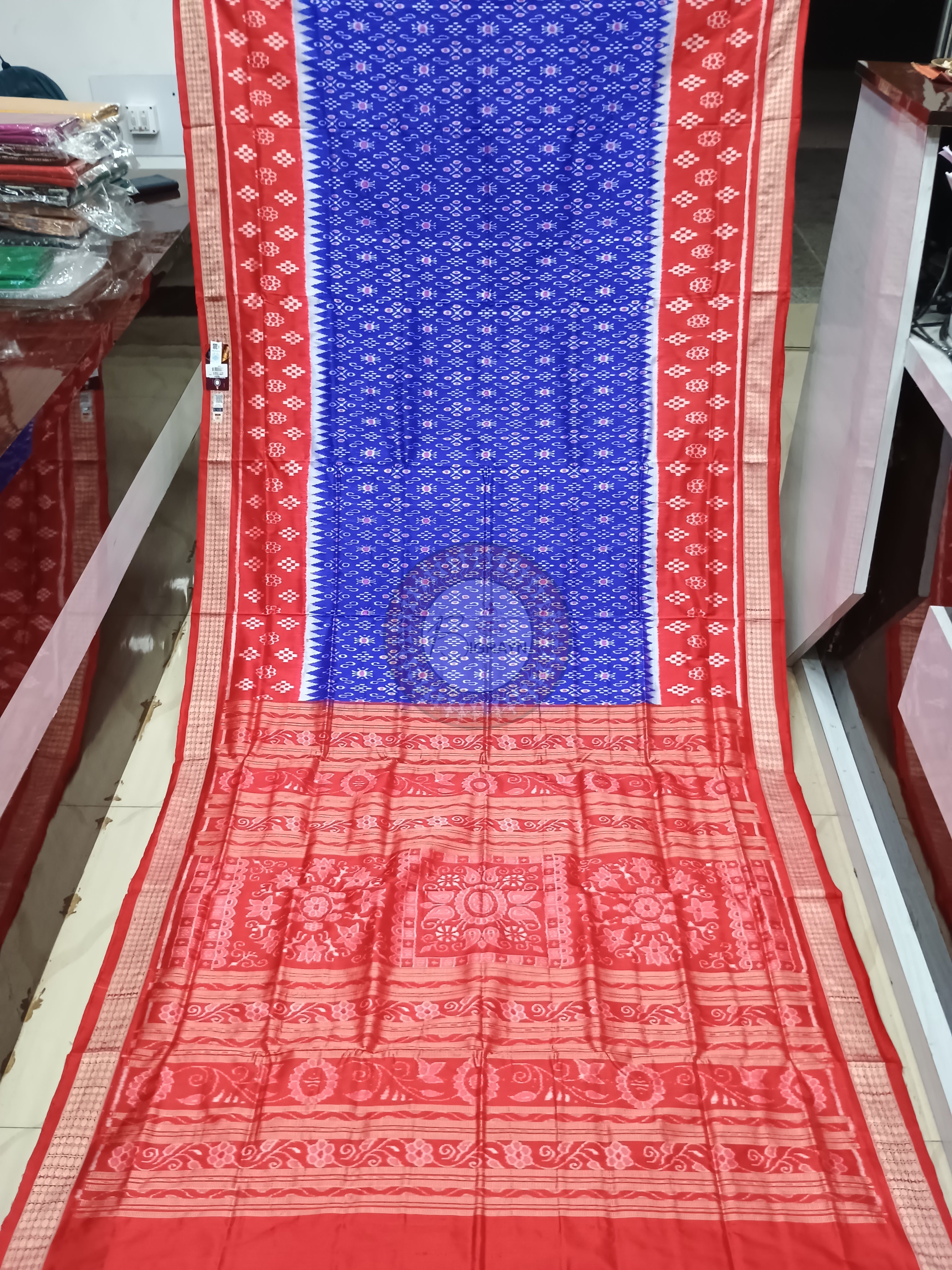 Blue Red Scot Pasapali Odisha Handloom Sambalpuri Silk Saree