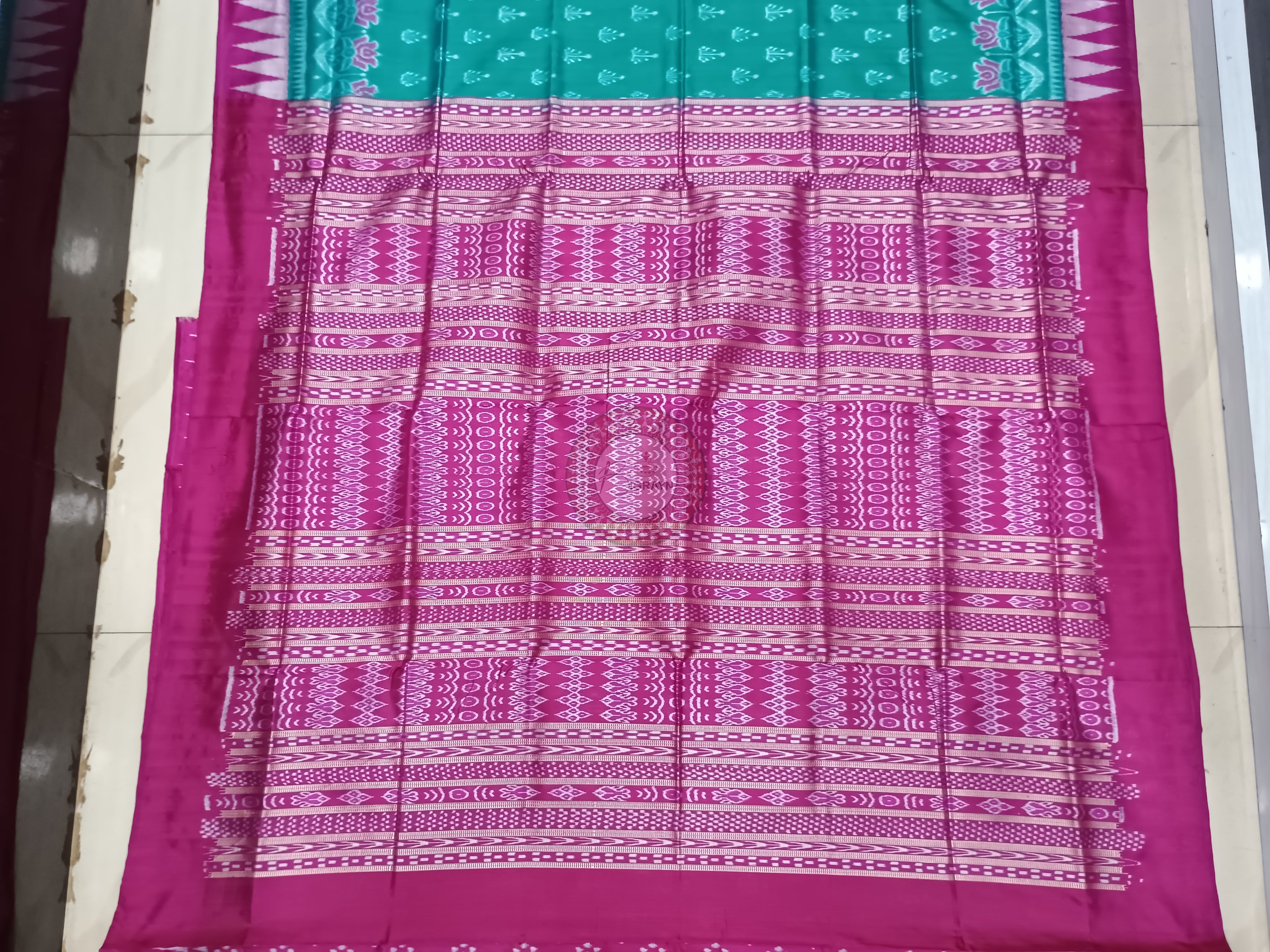 Sea Green Magenta Ek Chandia Odisha Handloom Sambalpuri Silk Saree