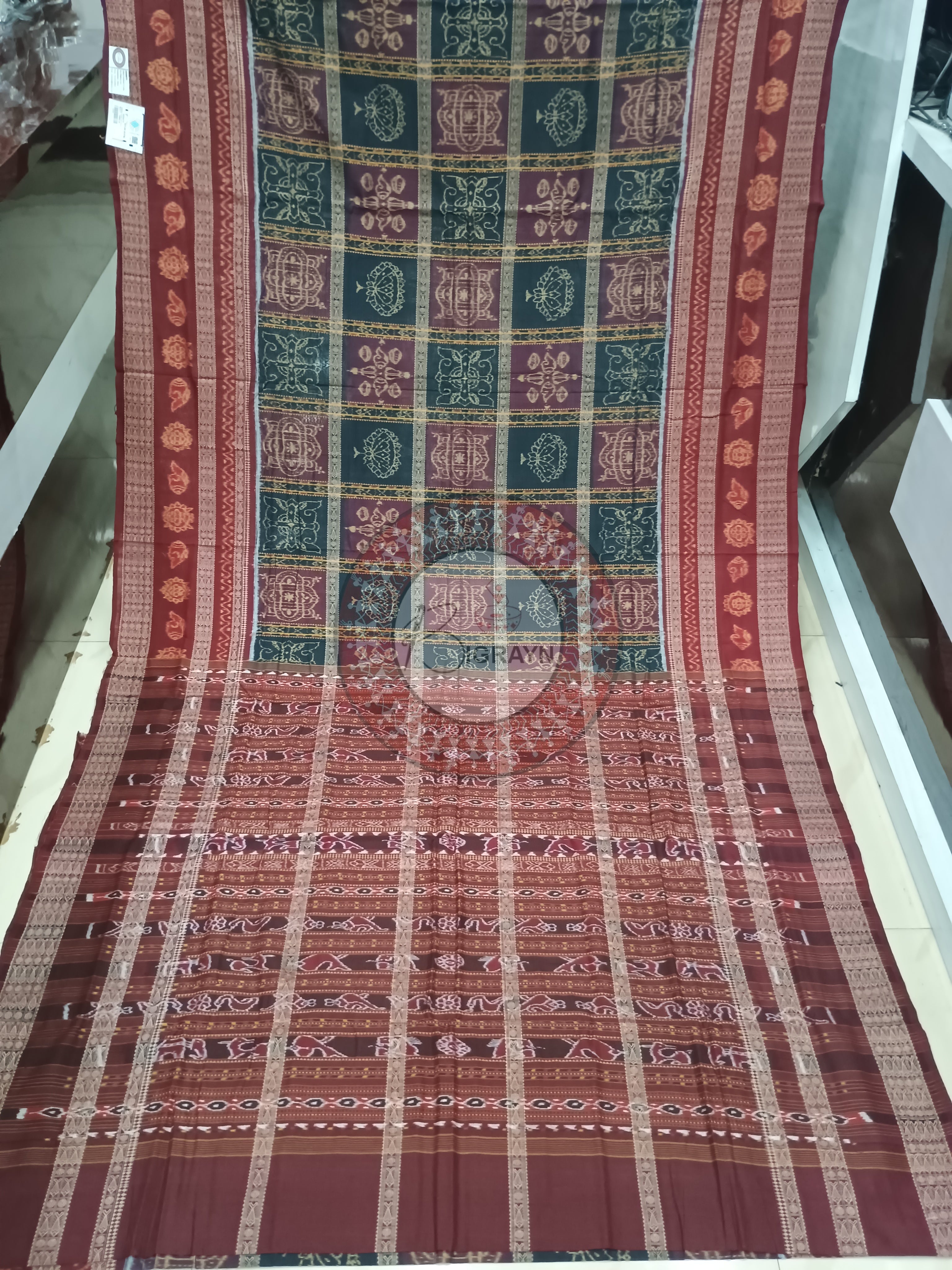 Black Maroon 5 Kathi Odisha Handloom Sambalpuri Cotton Saree