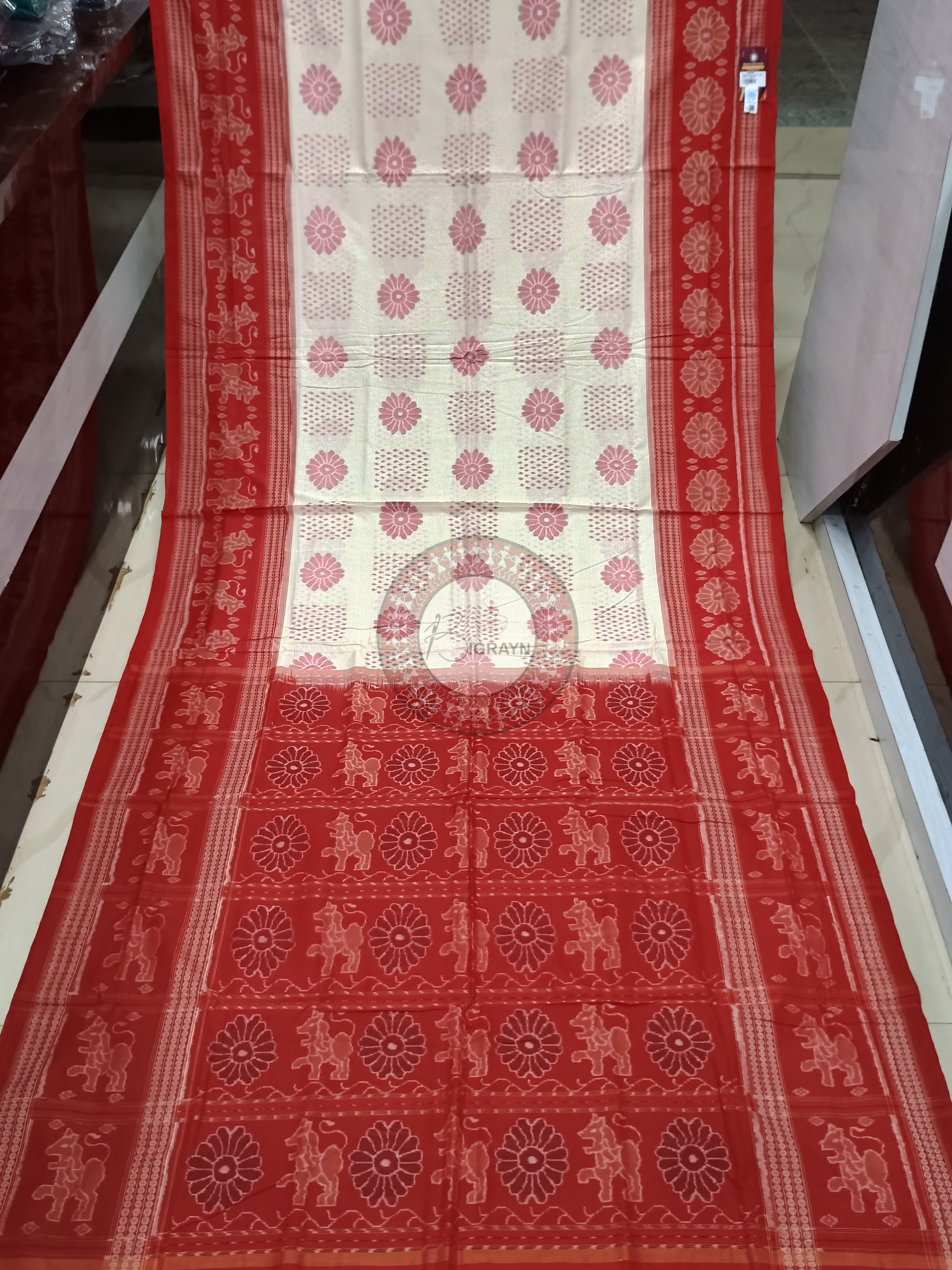 White Red Flower Design Odisha Handloom Sambalpuri Cotton Saree