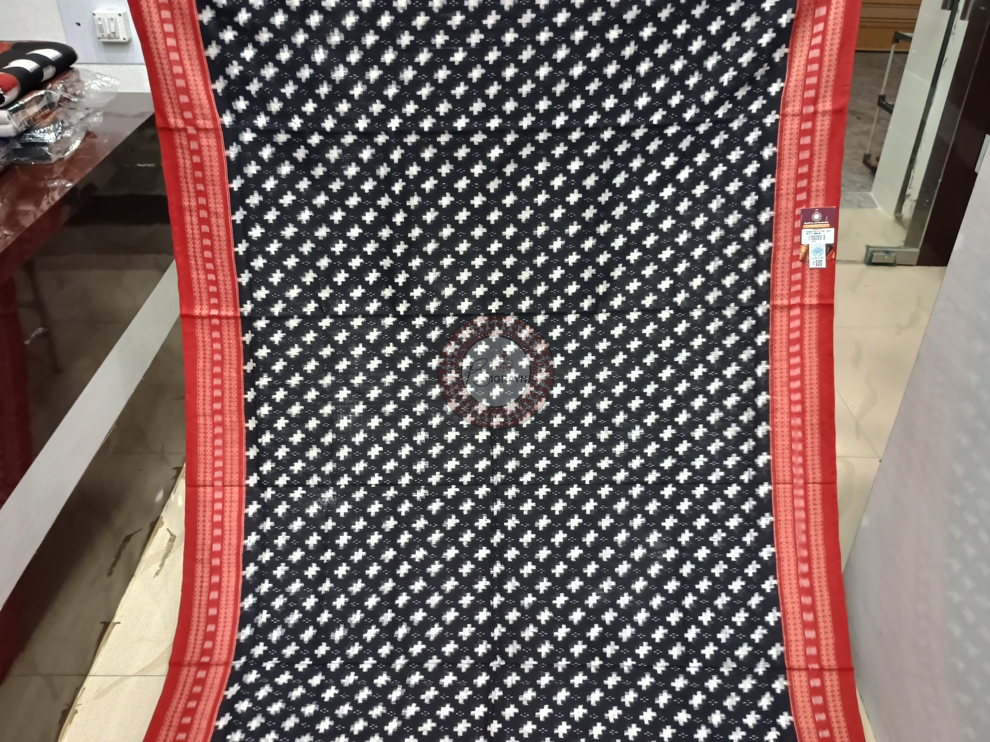 Black Red Pasapali Odisha Handloom Sambalpuri Cotton Saree