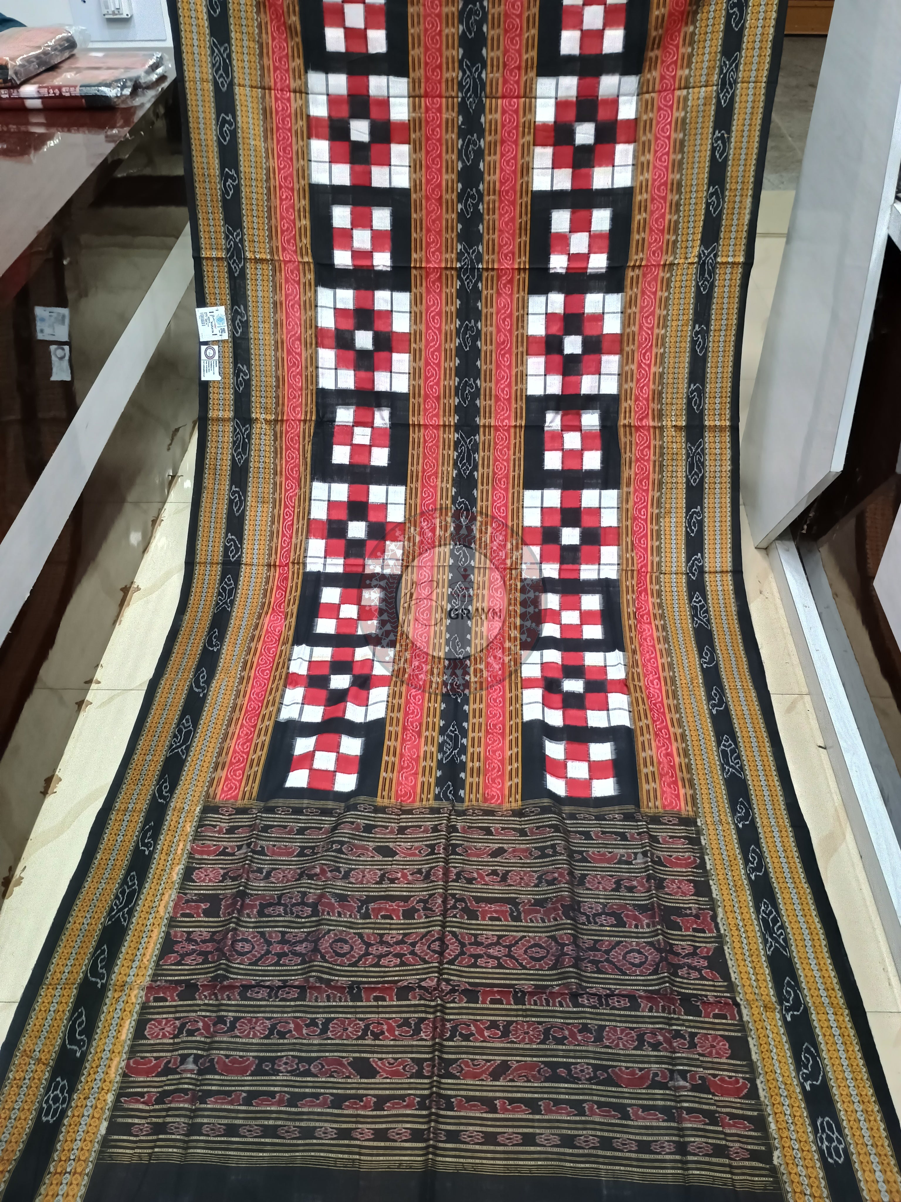 Red Black Bichitrapuri Odisha Handloom Sambalpuri Cotton Saree