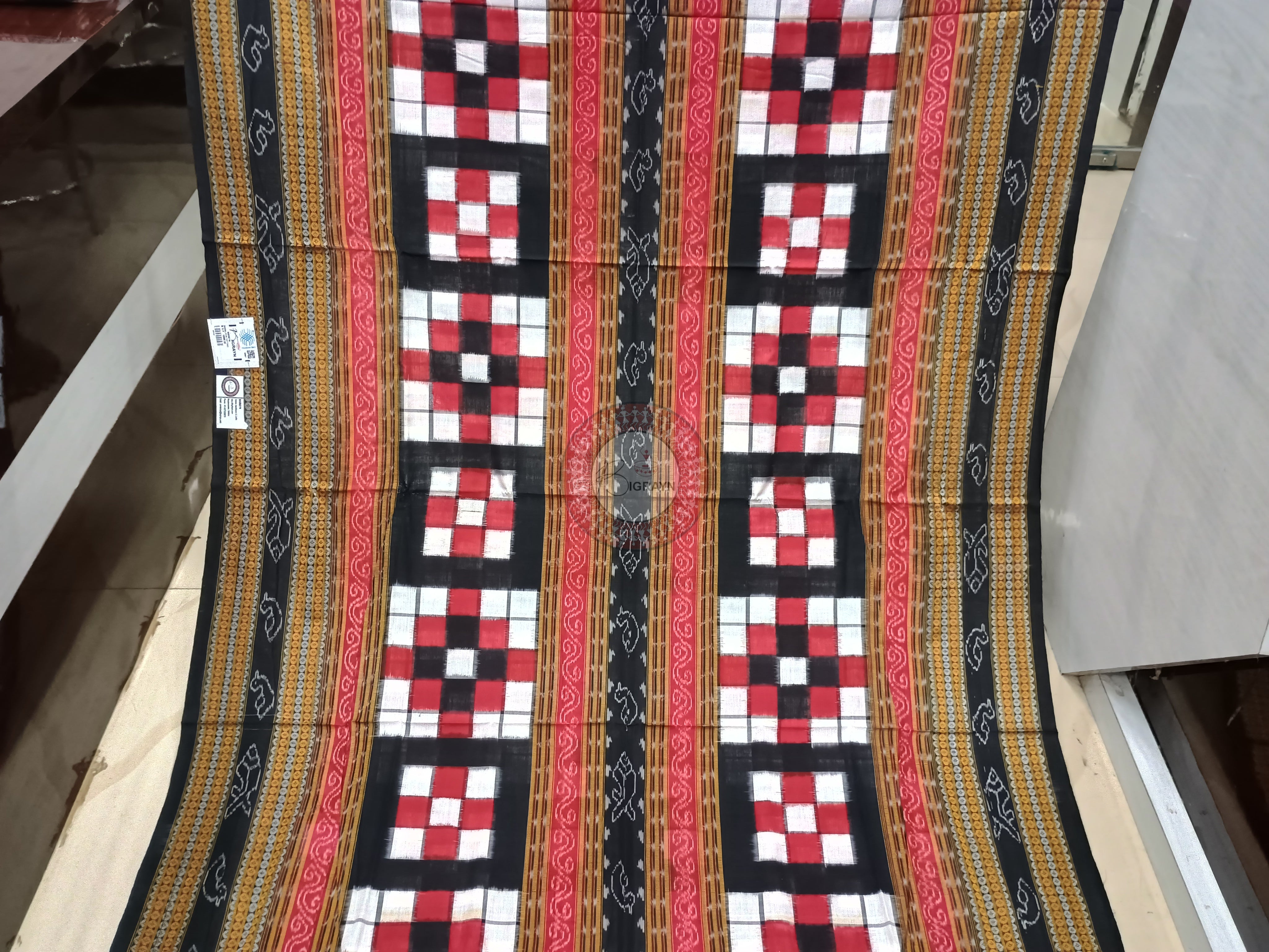 Red Black Bichitrapuri Odisha Handloom Sambalpuri Cotton Saree
