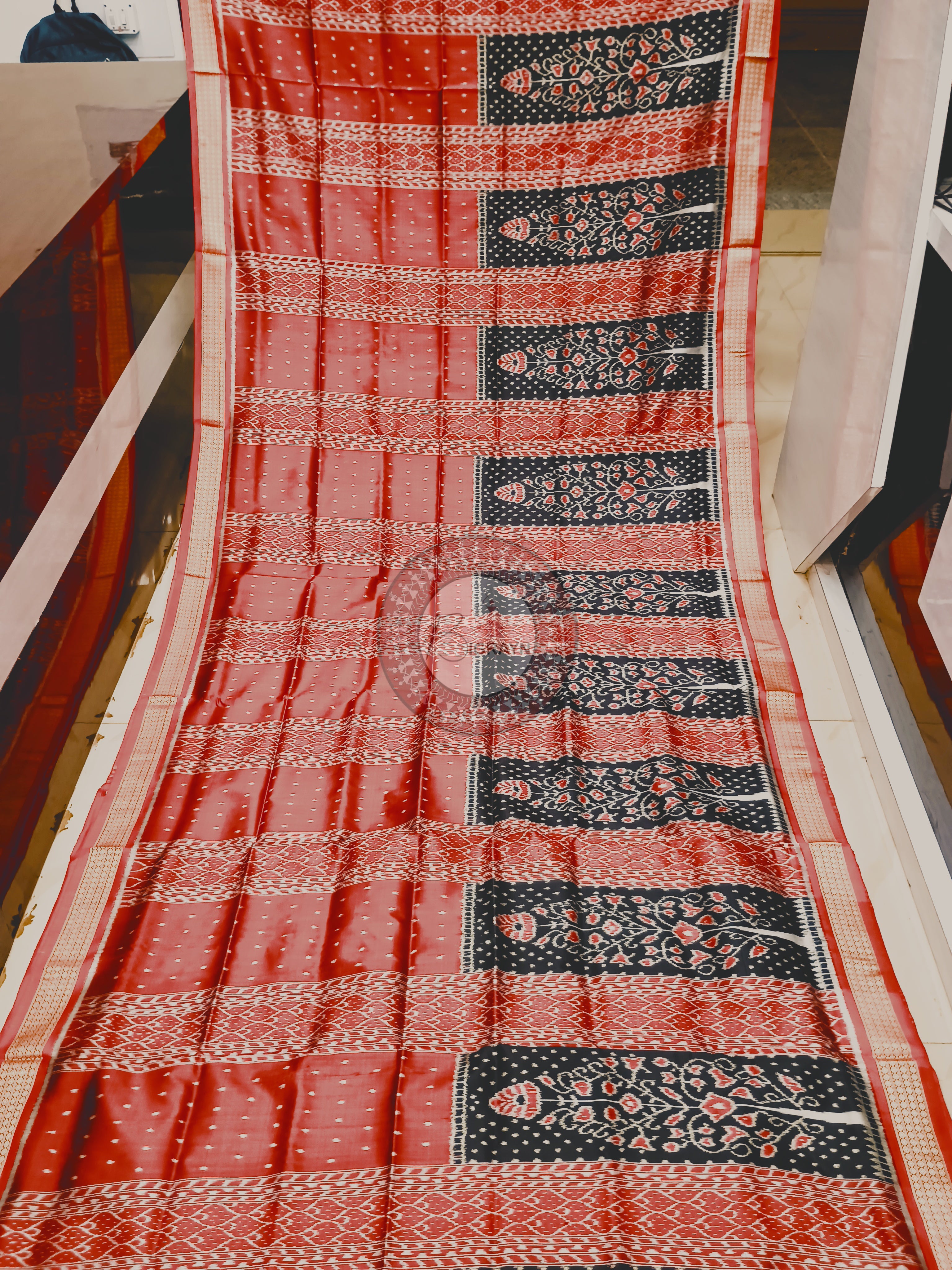 Black Maroon Half Half Design Mulberry Silk Saree