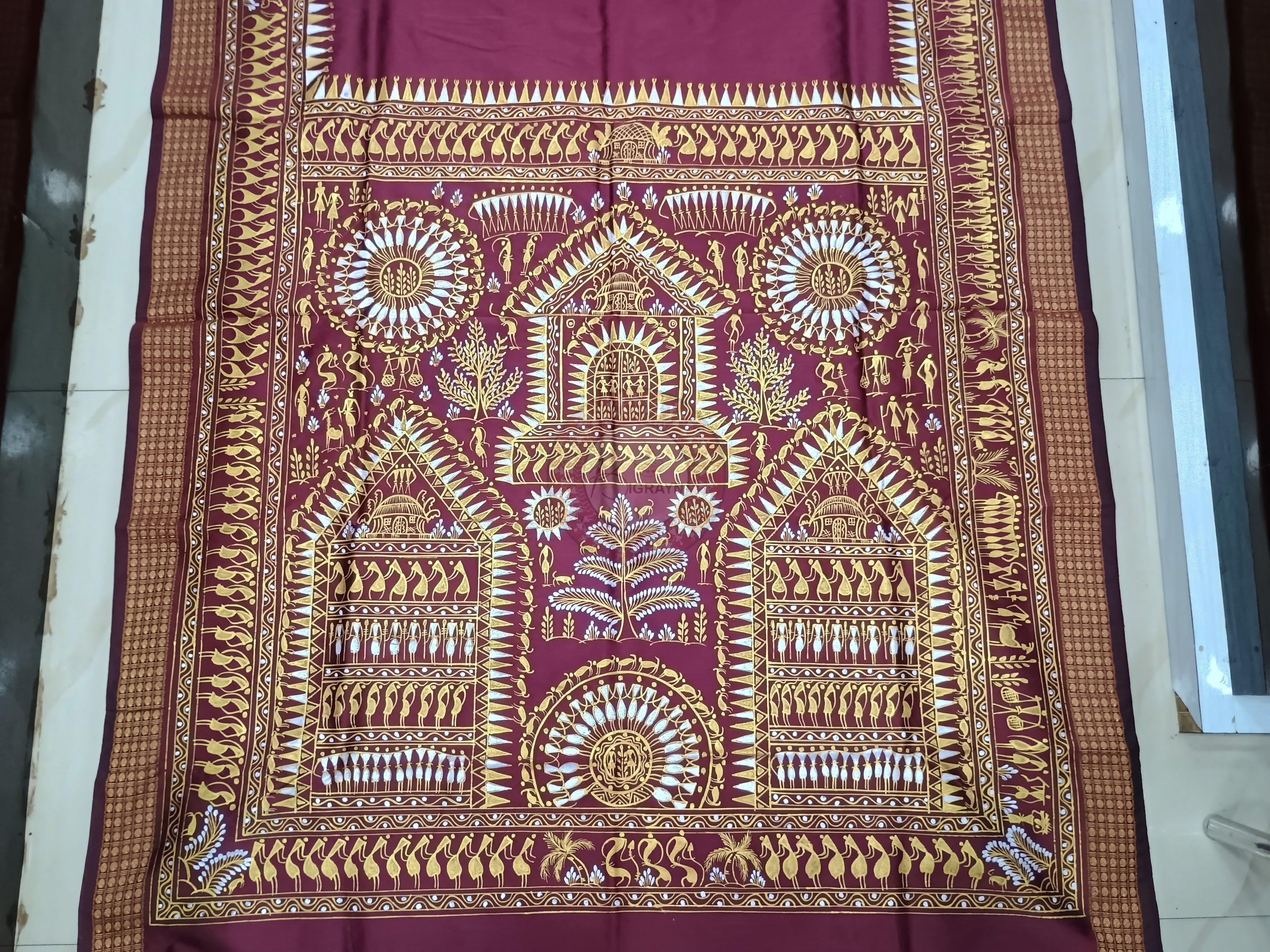 Maroon Tribal Family Theme Pattachitra Cotton Blended Silk