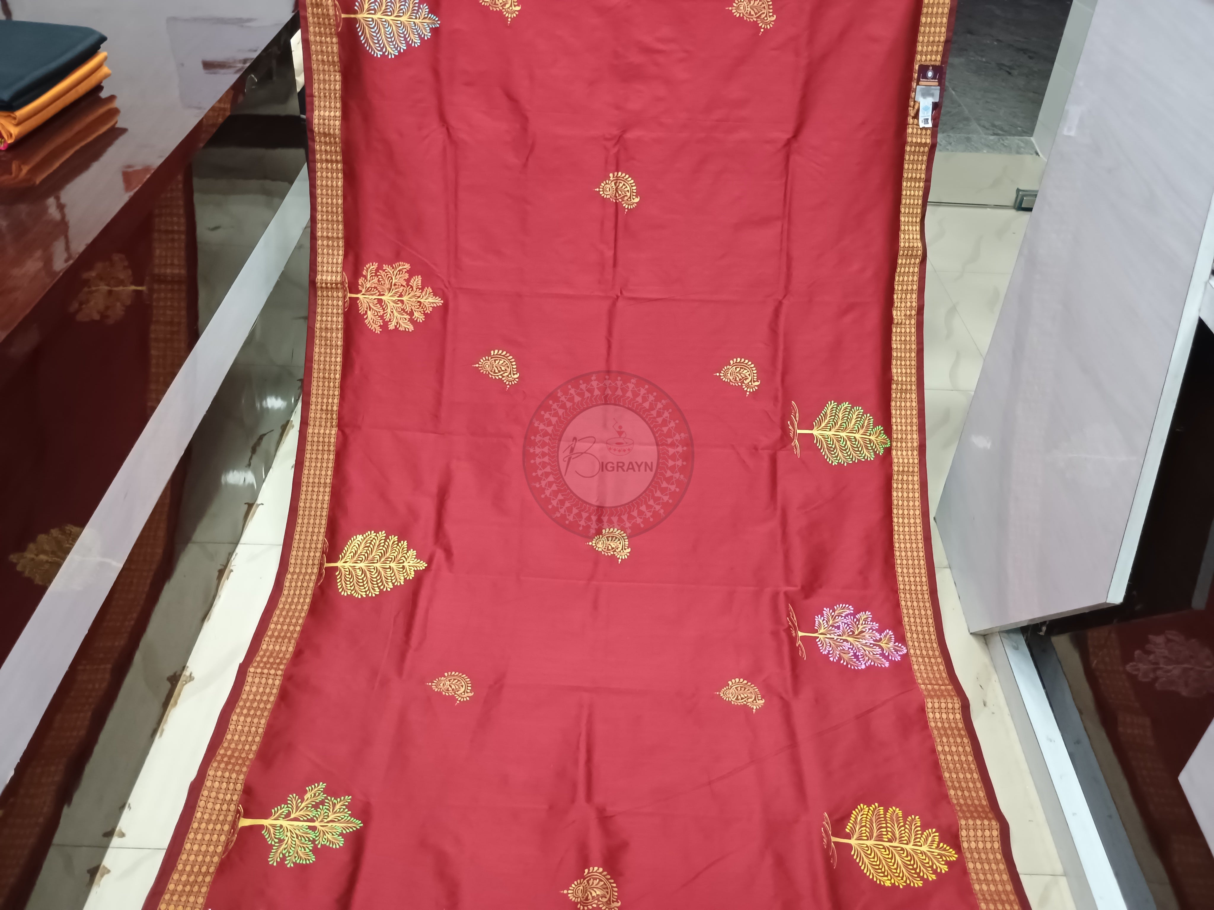 Maroon Boita Radha Krishna Rasa Theme Pattachitra Cotton Blended Silk Saree
