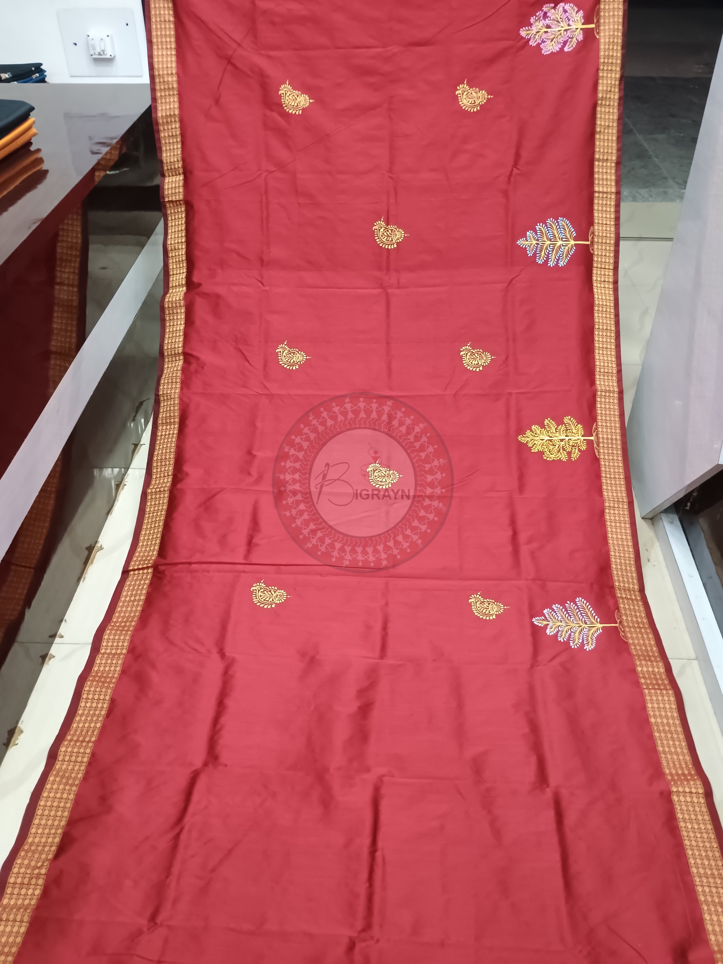 Maroon Boita Radha Krishna Rasa Theme Pattachitra Cotton Blended Silk Saree