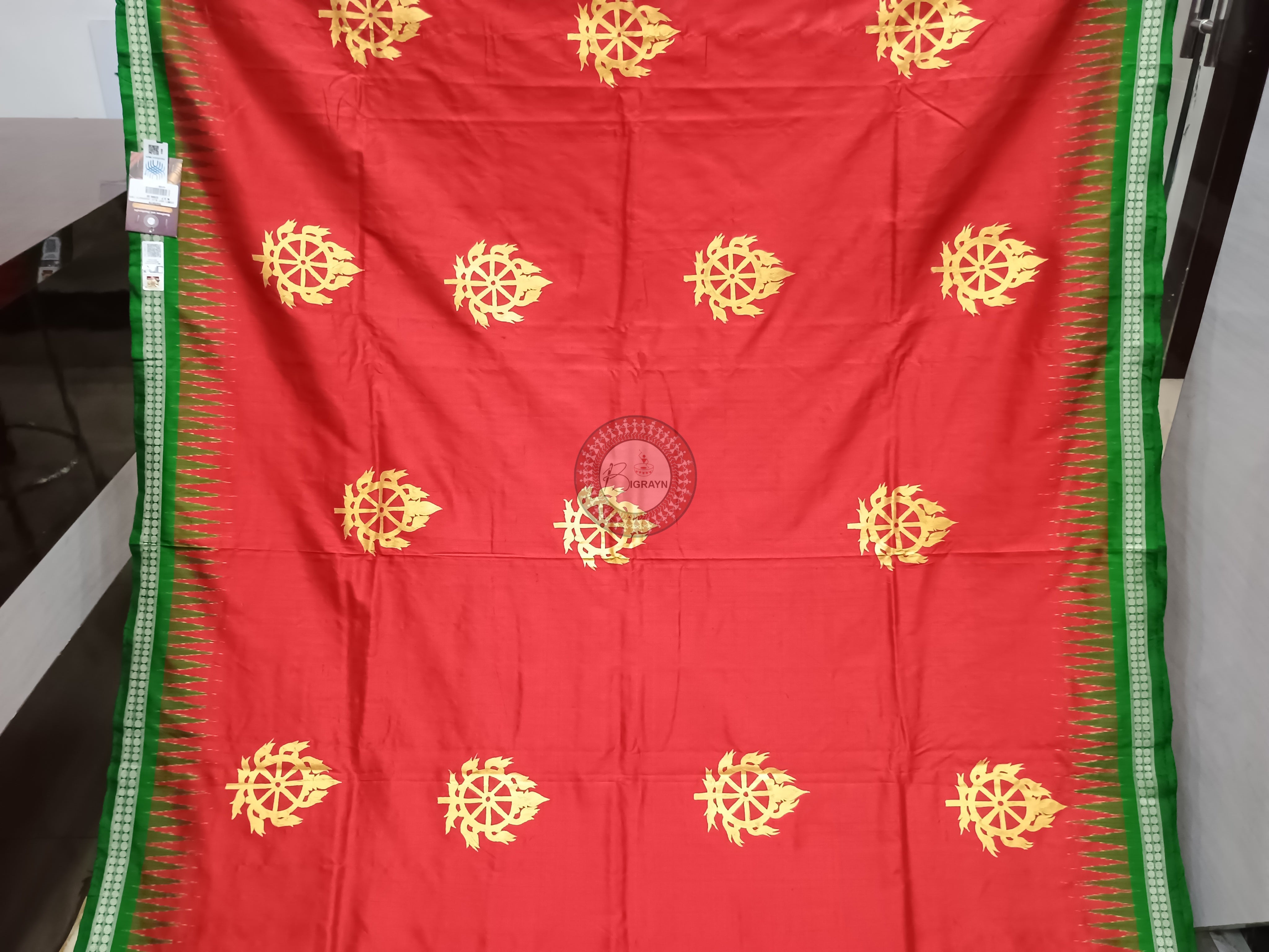 Red Green Sri Mandira Mordern Theme Pattachitra Sambalpuri Silk Saree