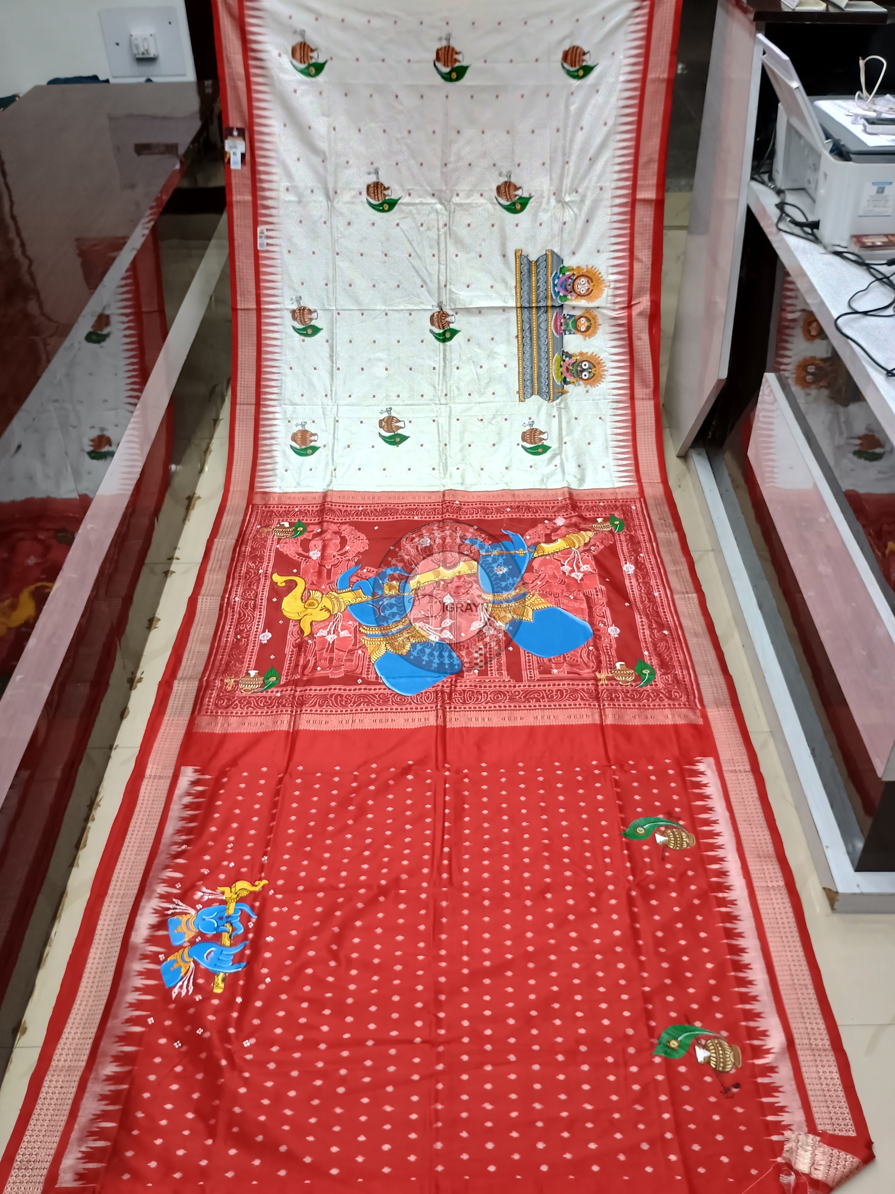 White Red Adrushya Banshi Theme Pattachitra Sambalpuri Silk Saree