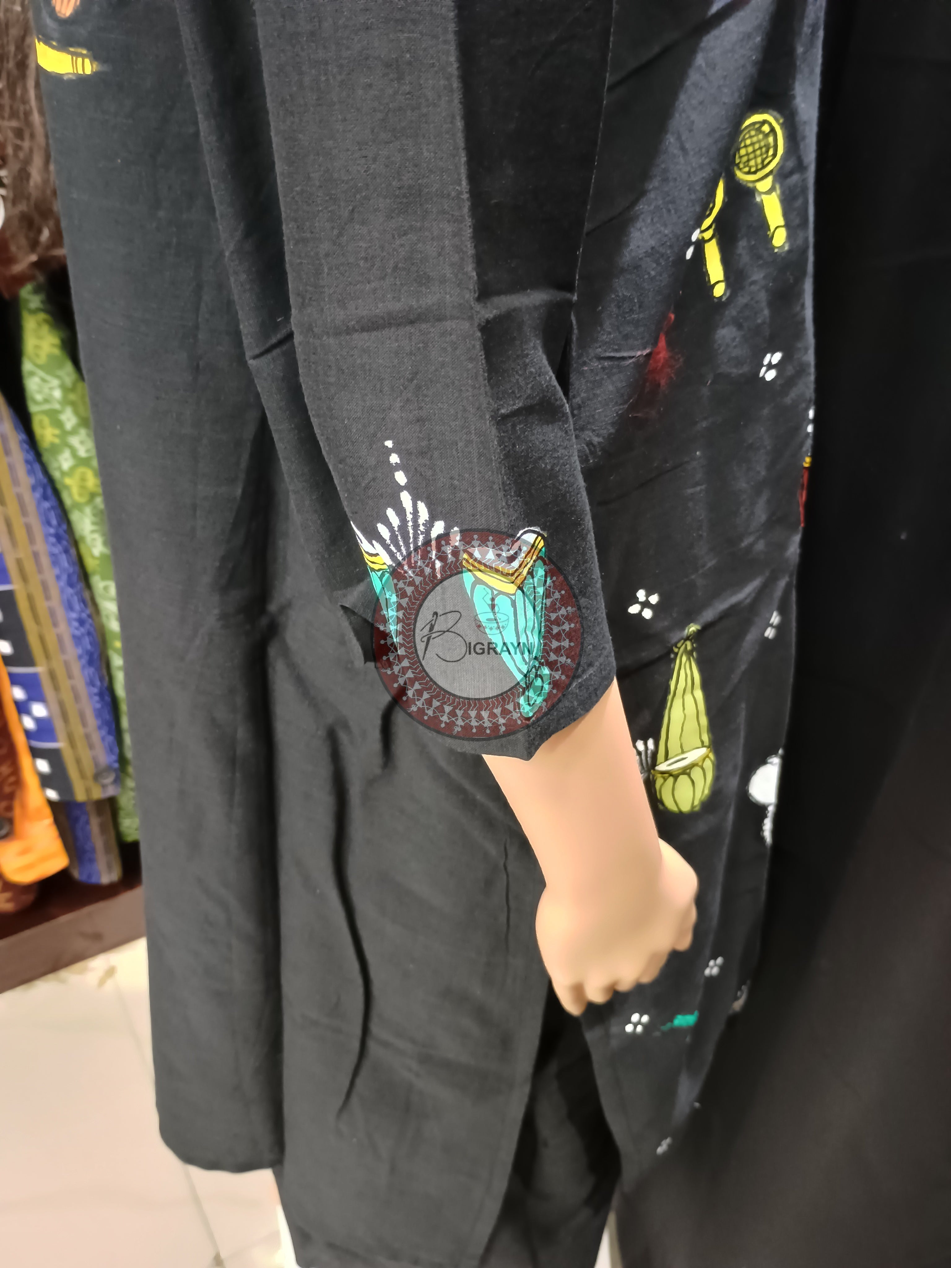 Black Green Dancer And Musical Instrument Theme Hand Painted Pattachitra Kurti