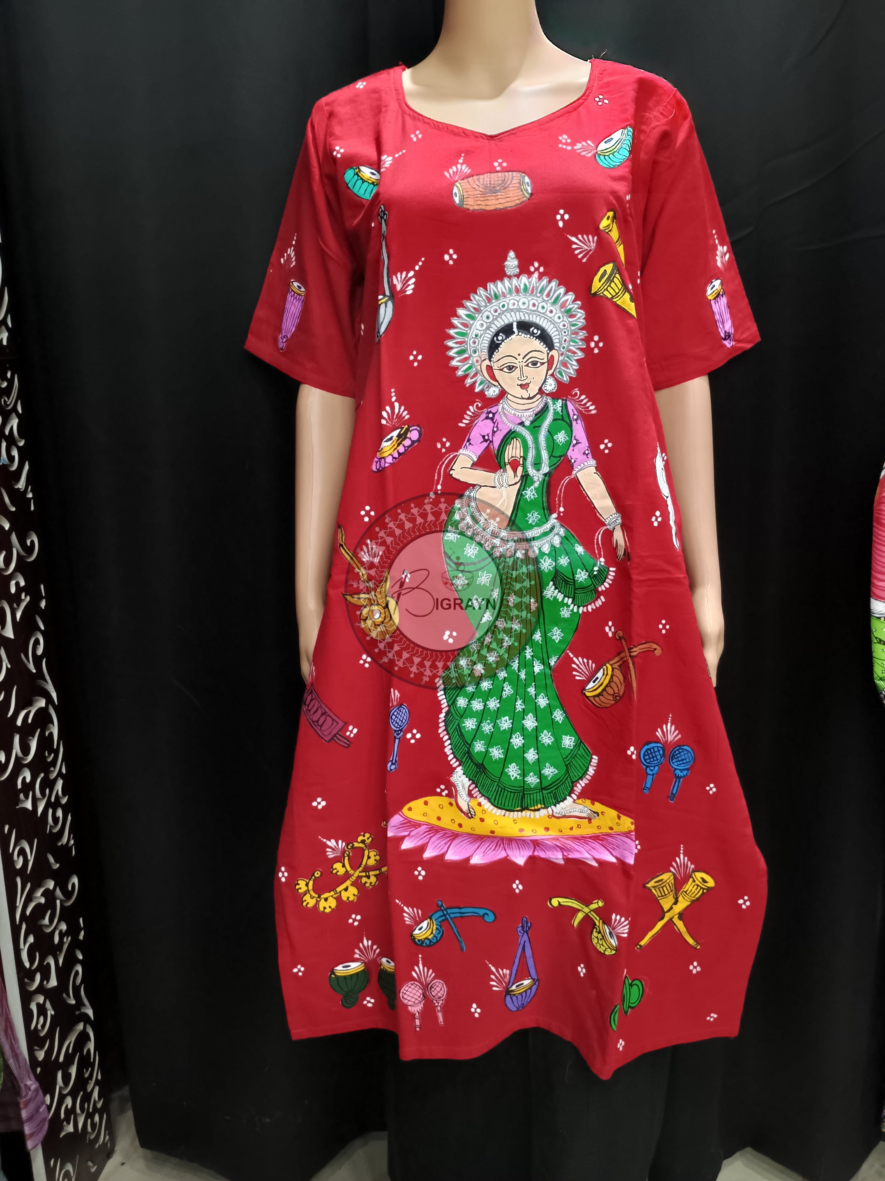 Red Green Dancer And Musical Instrument Theme Hand Painted Pattachitra Kurti