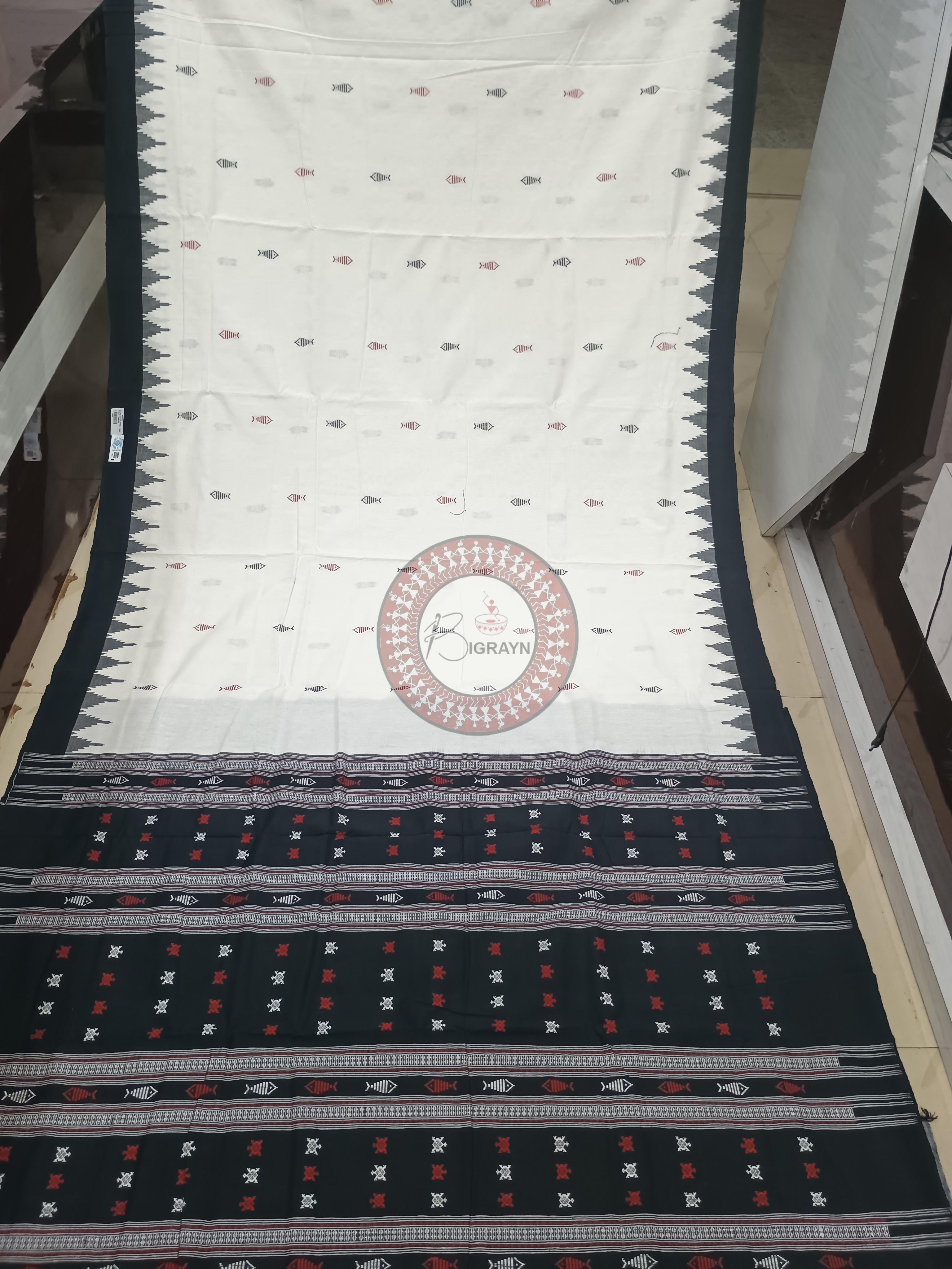 White Black Mastya Kachhap With Phoda Kumbha Border Odisha Handloom Kotpad Cotton Saree