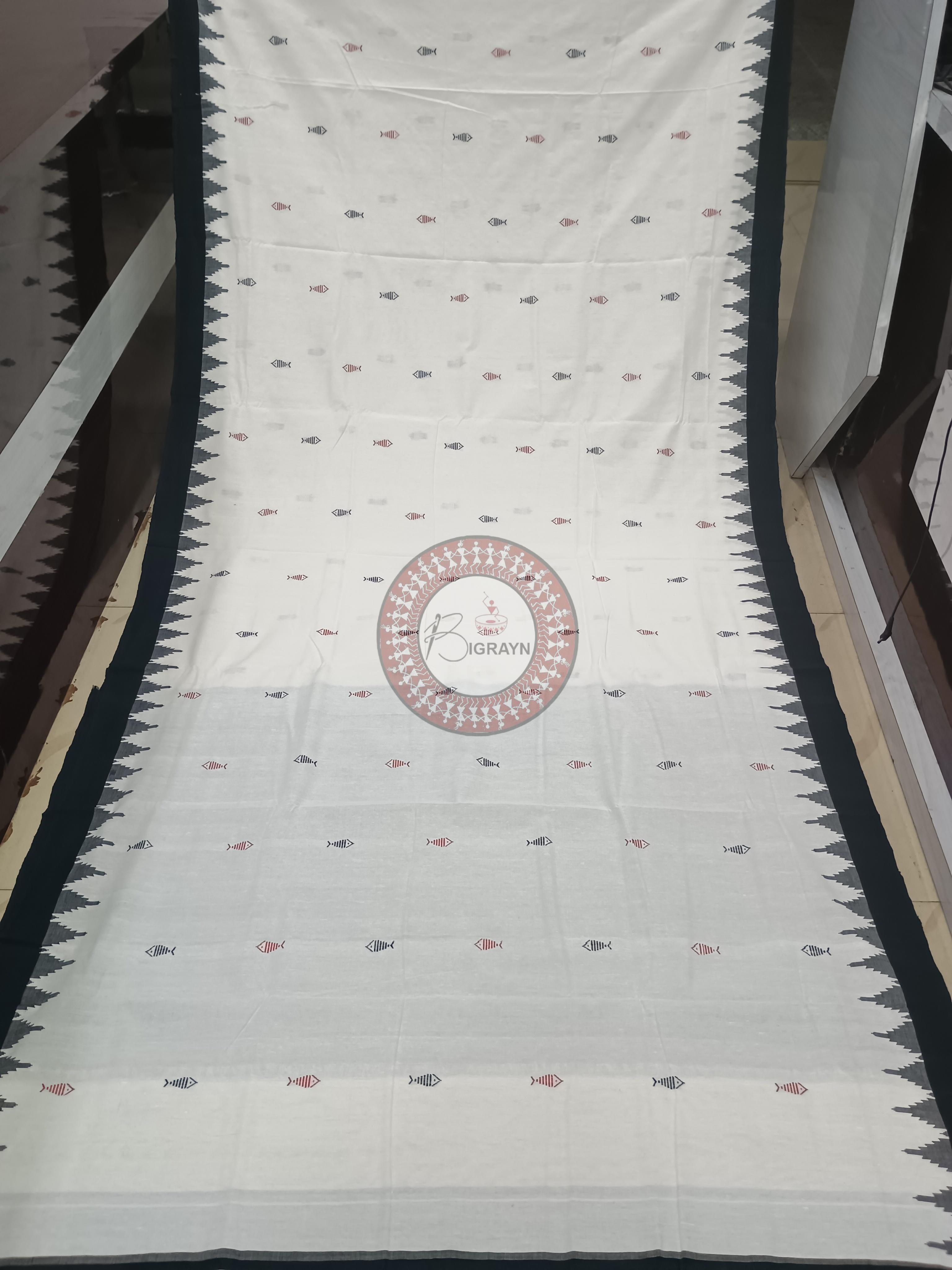 White Black Mastya Kachhap With Phoda Kumbha Border Odisha Handloom Kotpad Cotton Saree