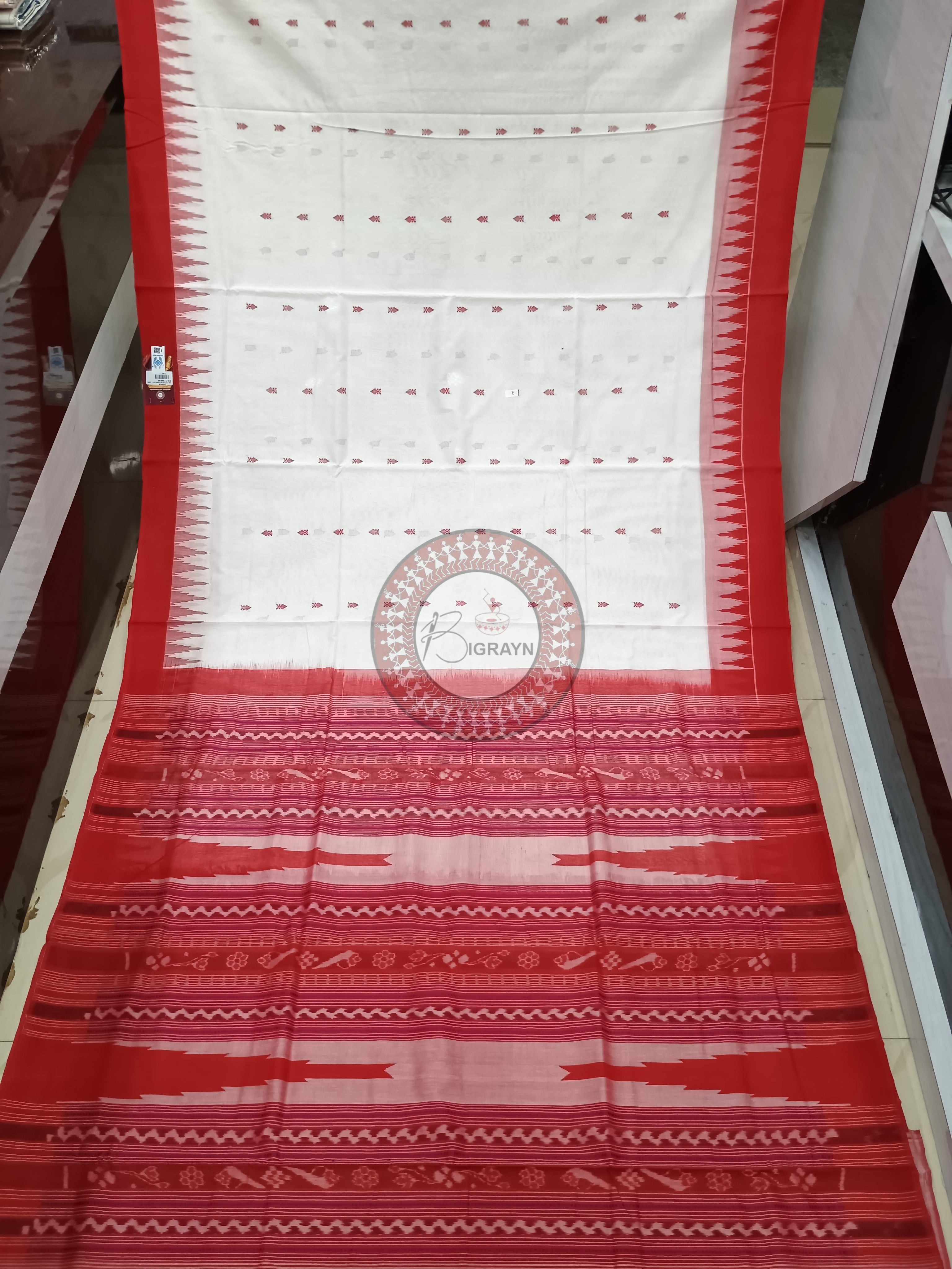 White Red Sachipar Buti Handloom Sambalpuri Cotton Saree