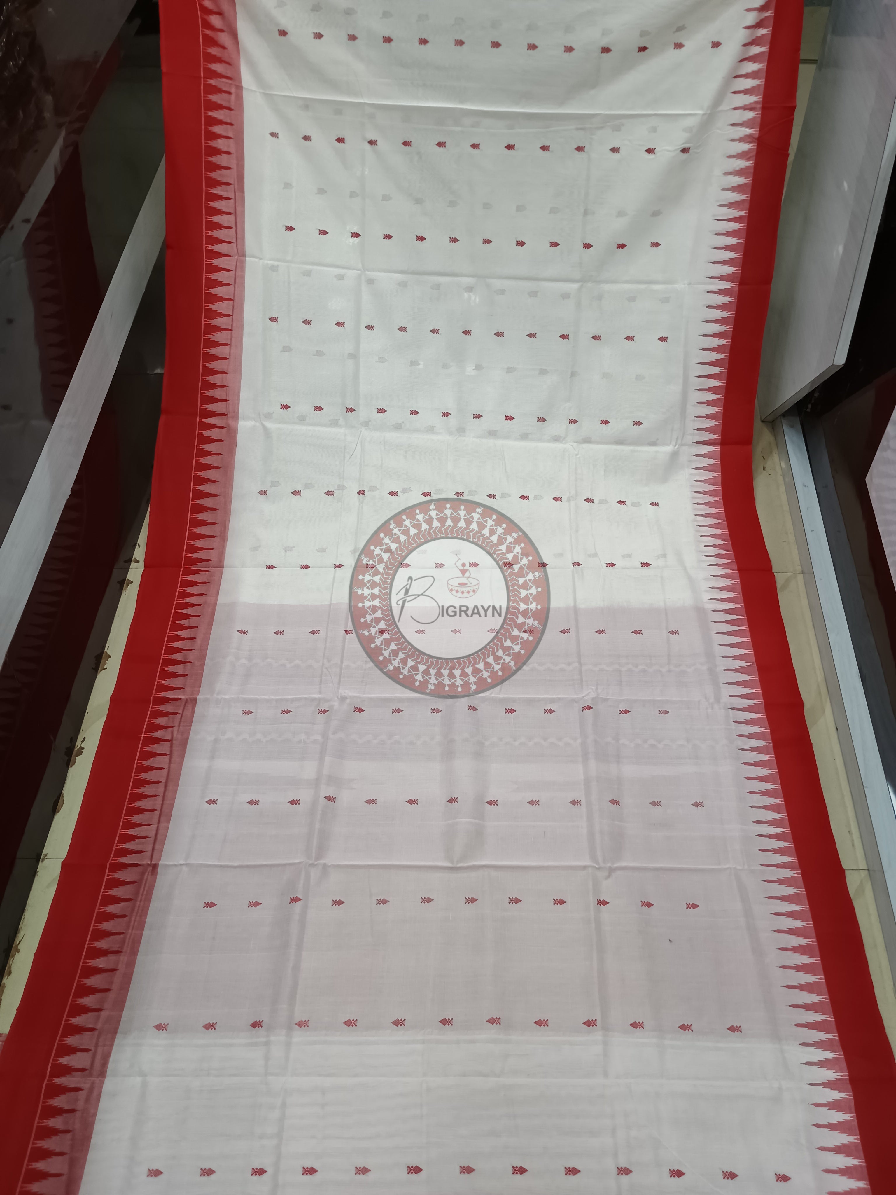White Red Sachipar Buti Handloom Sambalpuri Cotton Saree