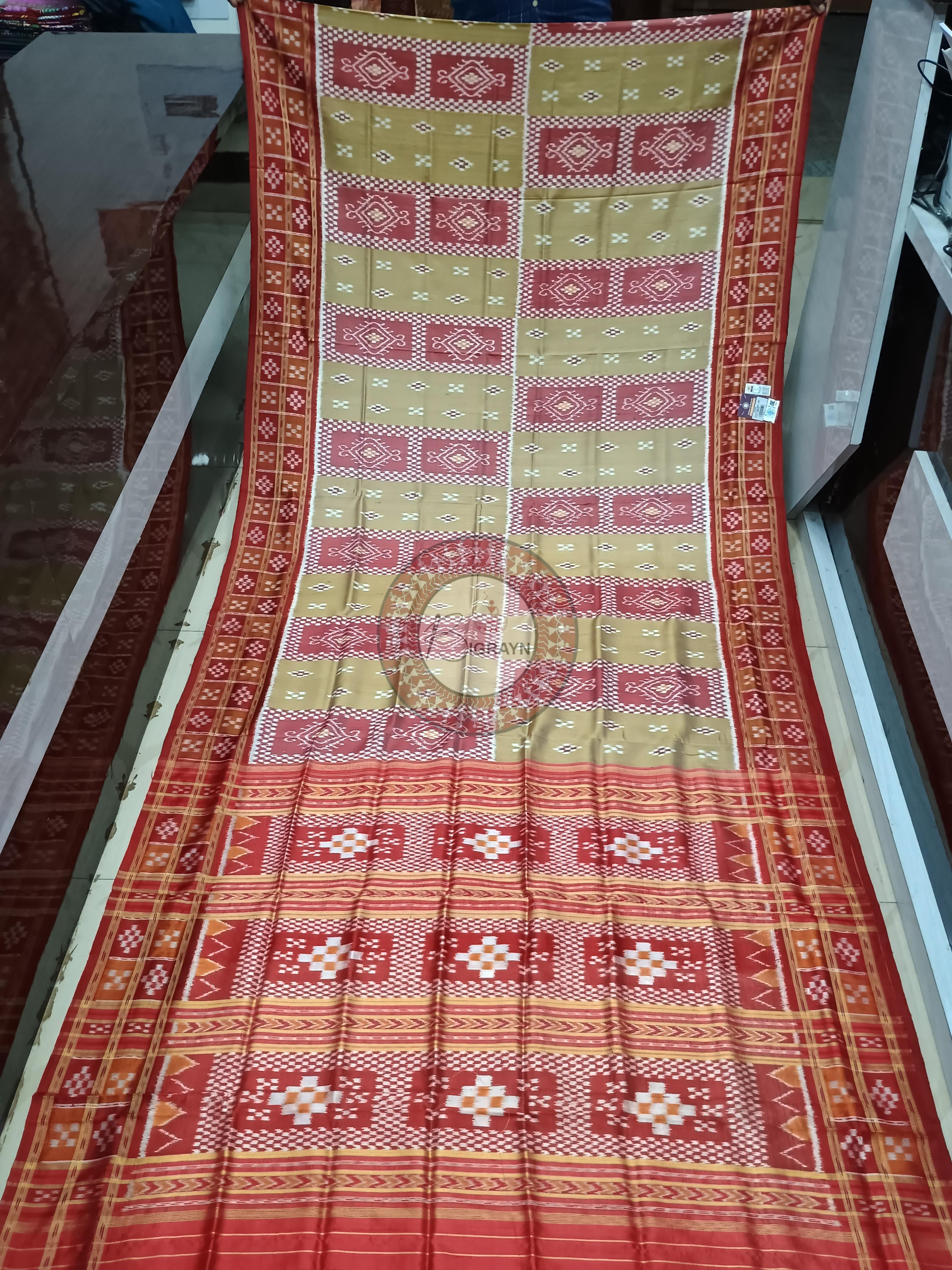Olive Green Red Double Pasapali Border Design Khandua Silk Saree