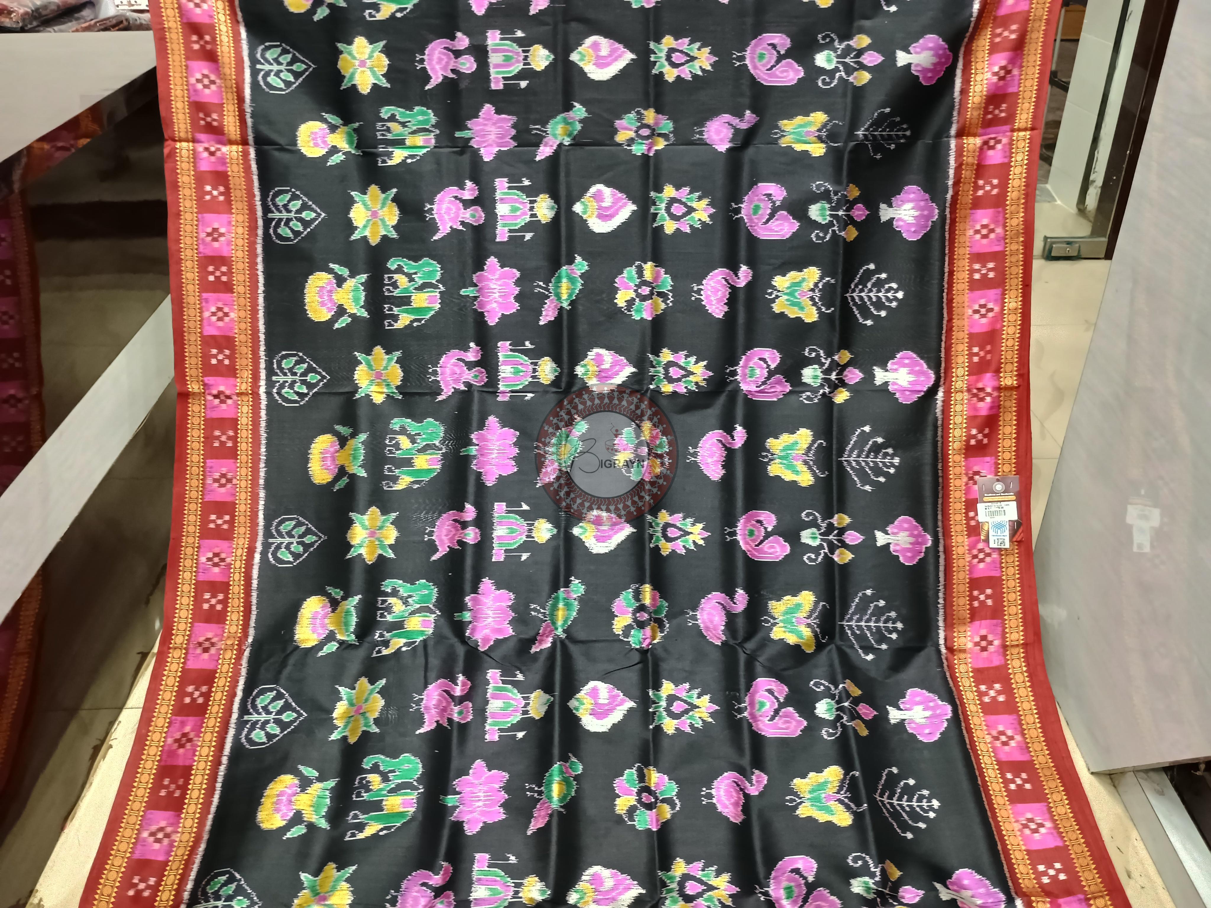 Black Red Pasapali Border Nabakothi Design Khandua Silk Saree