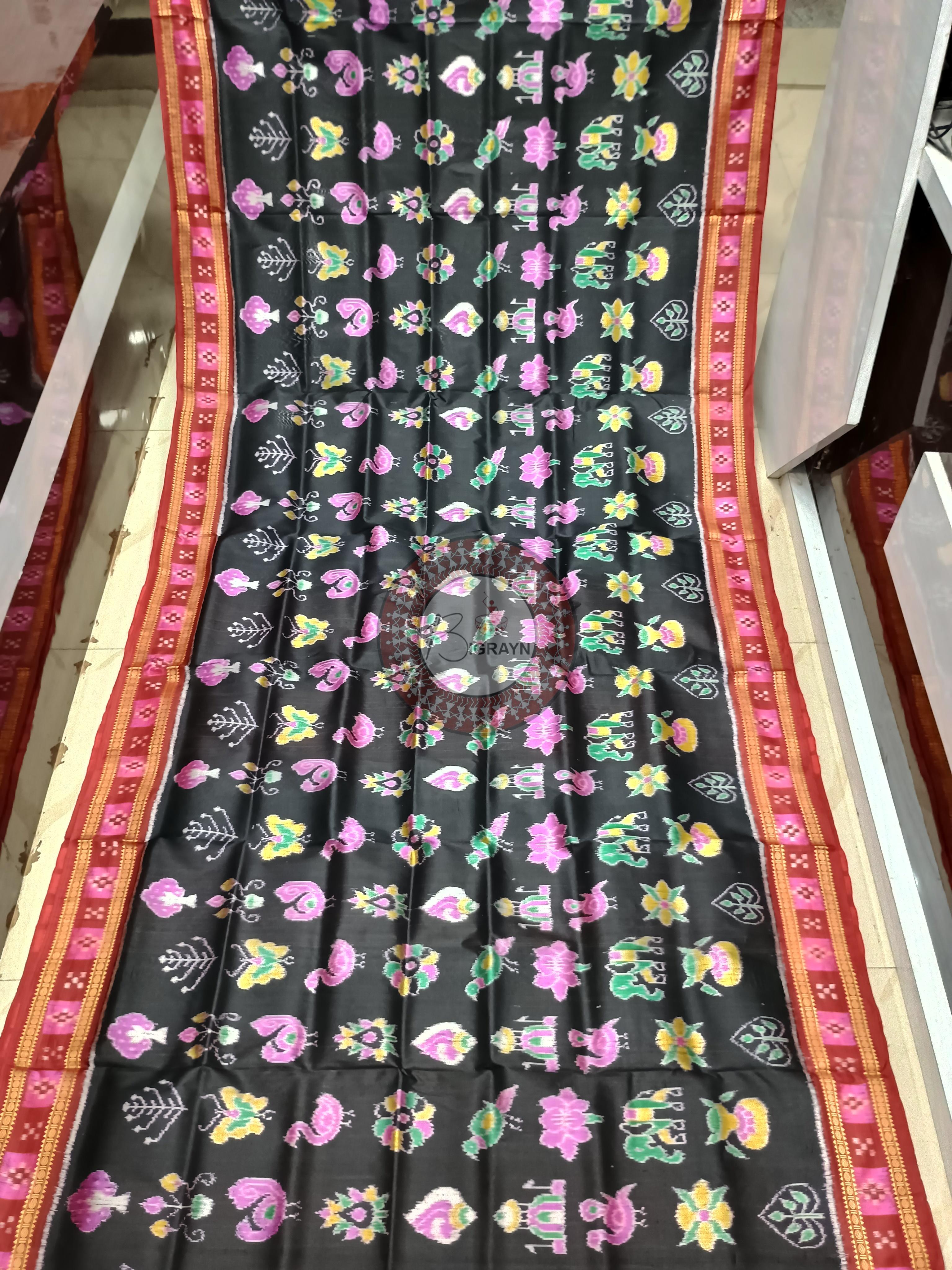 Black Red Pasapali Border Nabakothi Design Khandua Silk Saree