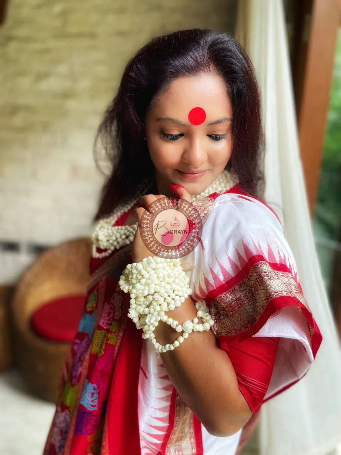 White Red Rasleela Exclusive Sambalpuri Silk Saree