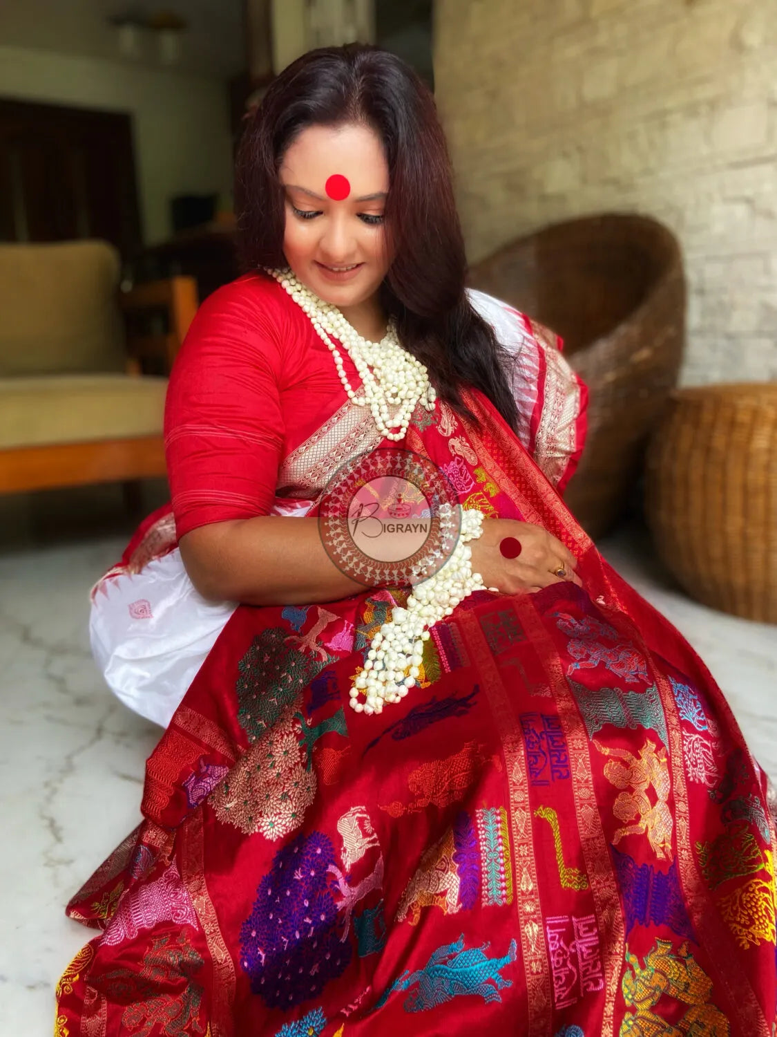 White Red Rasleela Exclusive Sambalpuri Silk Saree