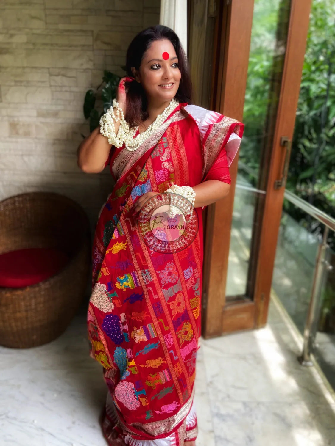 White Red Rasleela Exclusive Sambalpuri Silk Saree