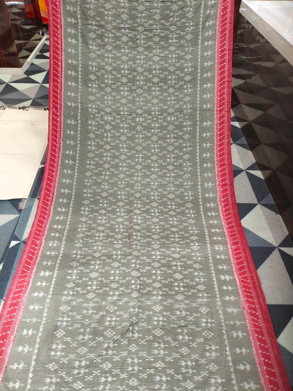 Moss Green Red Maroon Pasapali & Tribal Design Khandua Cotton Saree