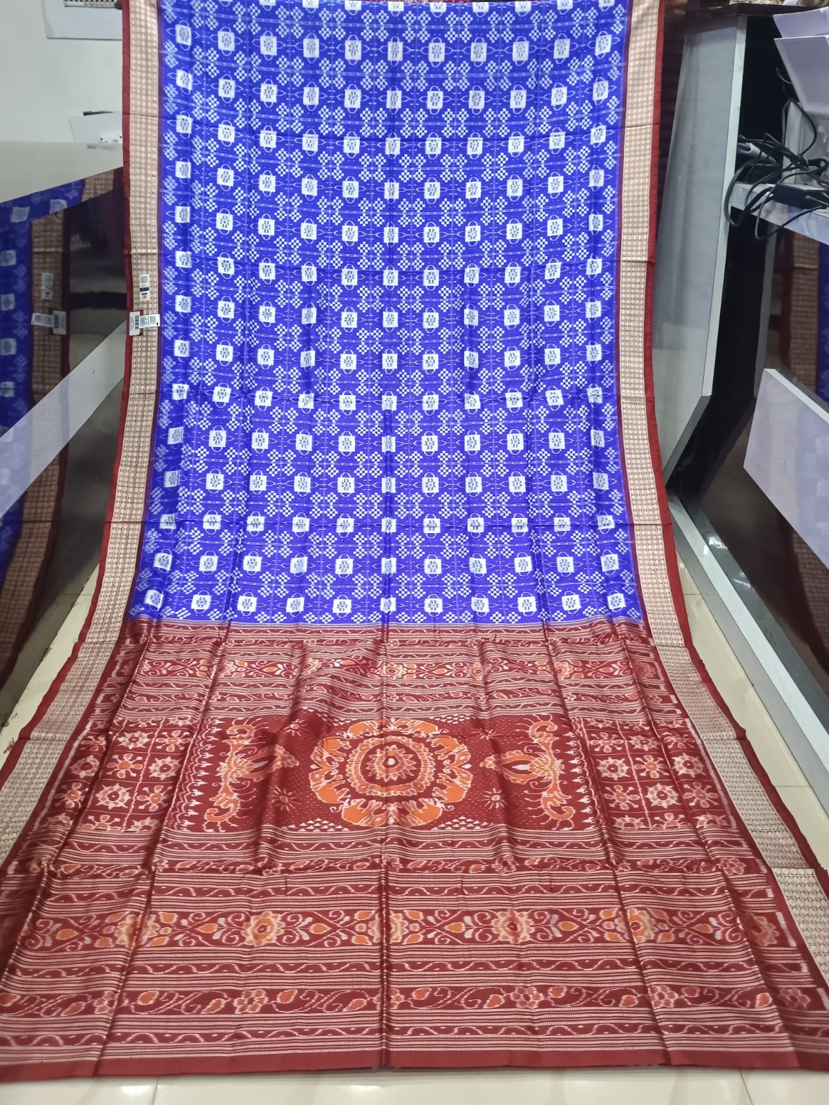 Blue Maroon Mini Pasapali With Flower Design Sambalpuri Silk Saree