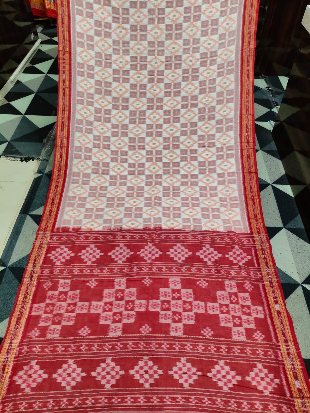 Peach Red Pasapali Design Khandu Cotton Saree
