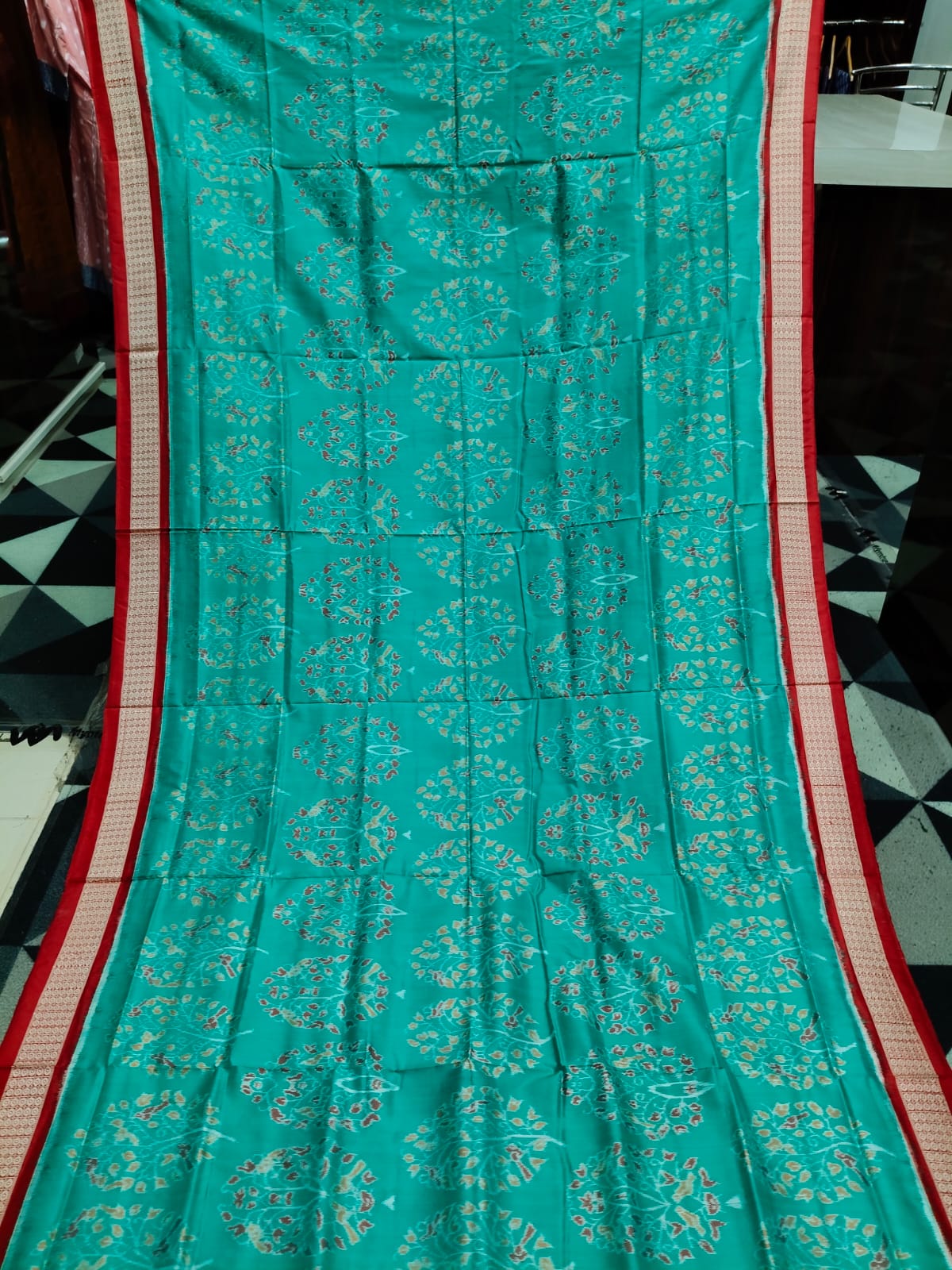 Rama Green Red Tree Design Sambalpuri Silk Saree