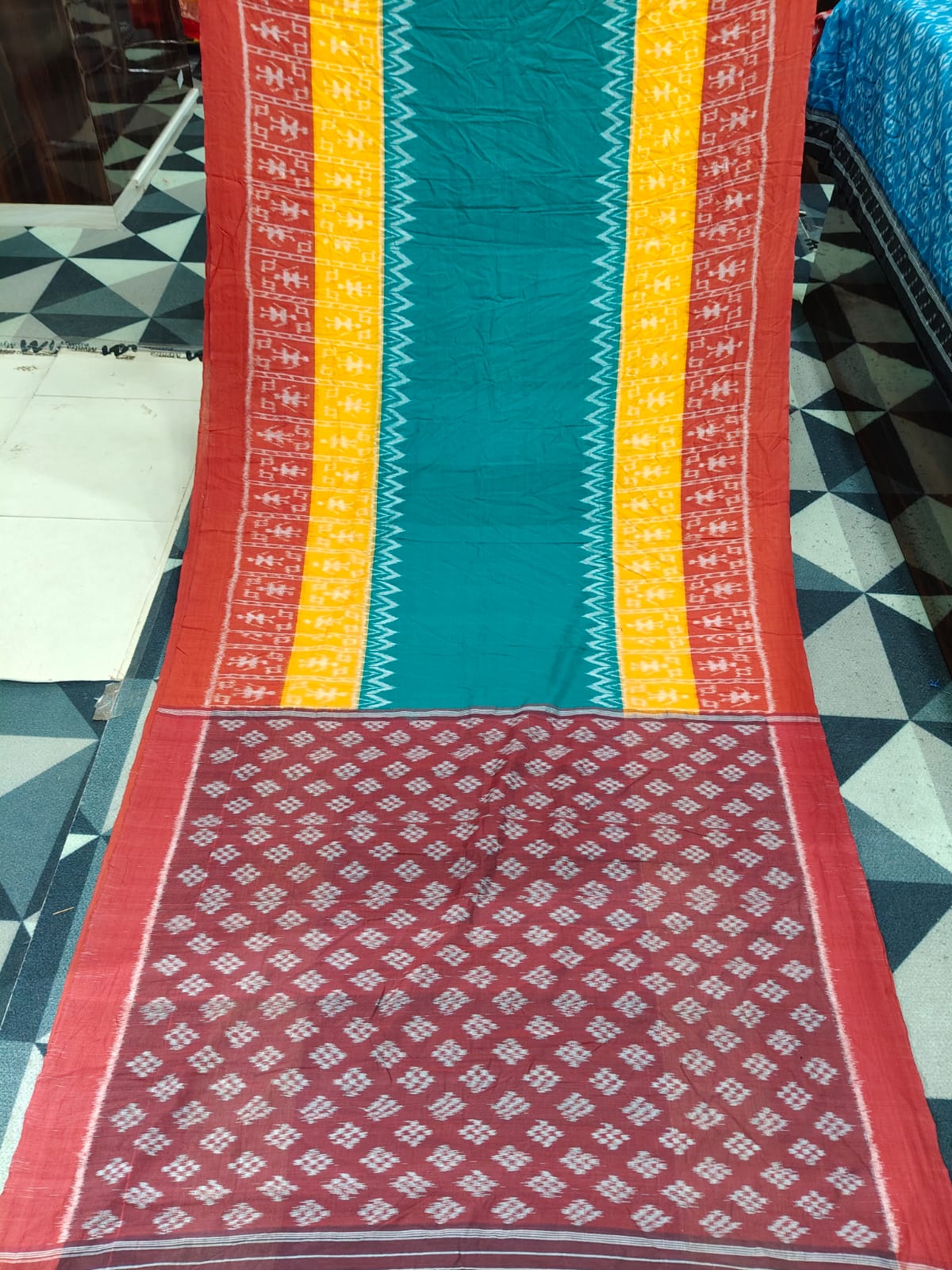 Rama Green Yellow Red Scot Tribal Design Khandua Cotton Saree