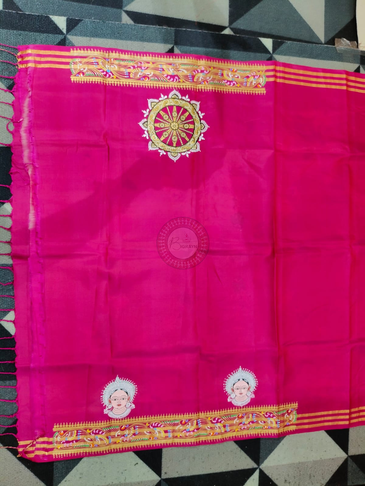 Rani Pink Full Body Konark Wheel and Odissi Dancer Pattachitra Kanjeeveram Silk Saree