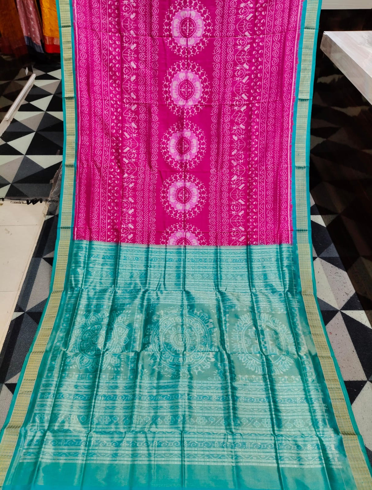 Rani Pink Sea Green Round Tribal Sambalpuri Half Tissue Silk Saree