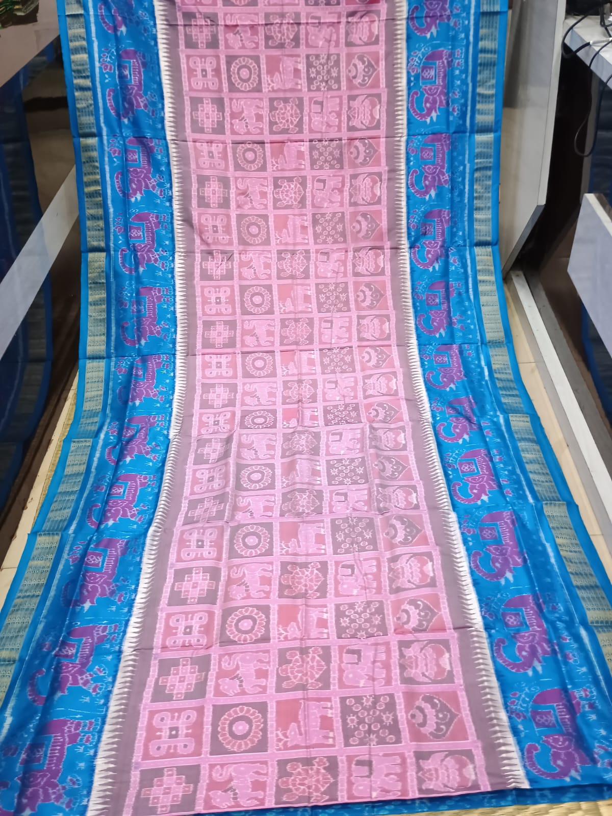 Peach Rama Green 5 Kothi And Scot Elephant Design Sambalpuri Half Tissue Silk Saree
