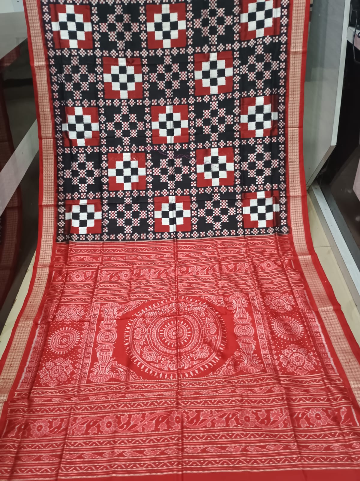 Black Maroon 27 Kothi Pasapali Design Sambalpuri Silk Saree