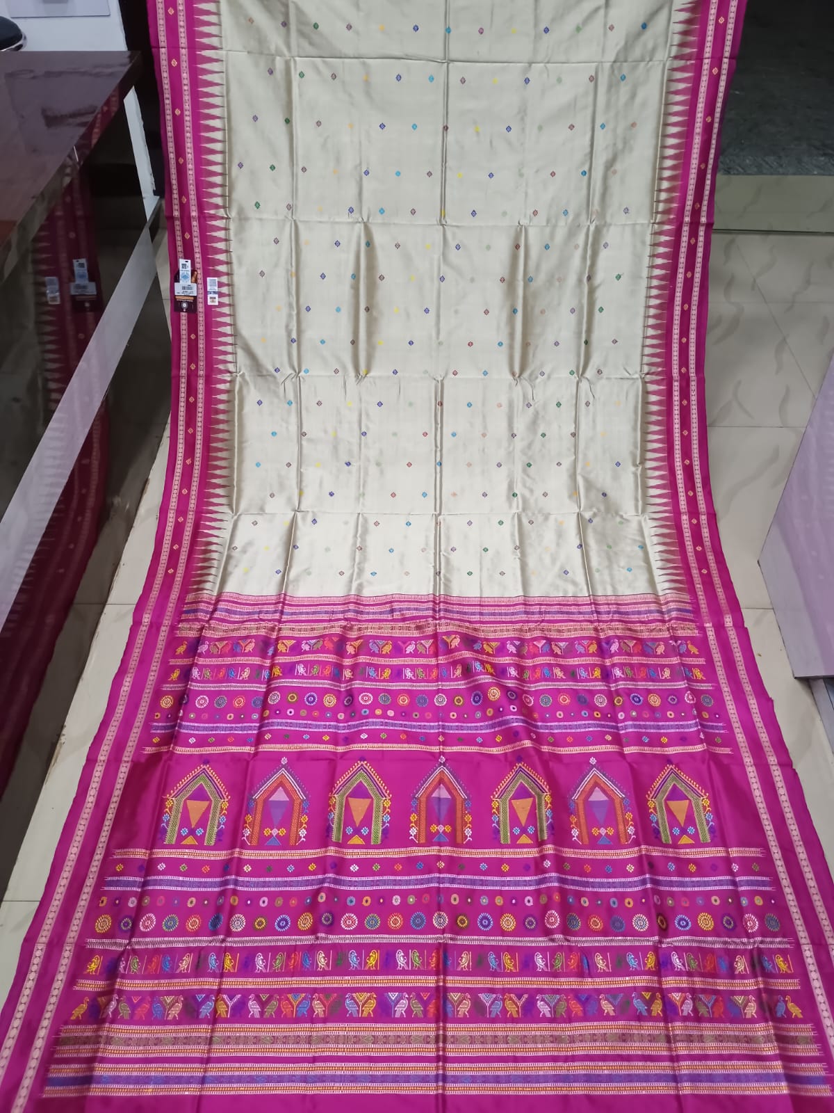 Grey Magenta Dolabedi Silk Saree