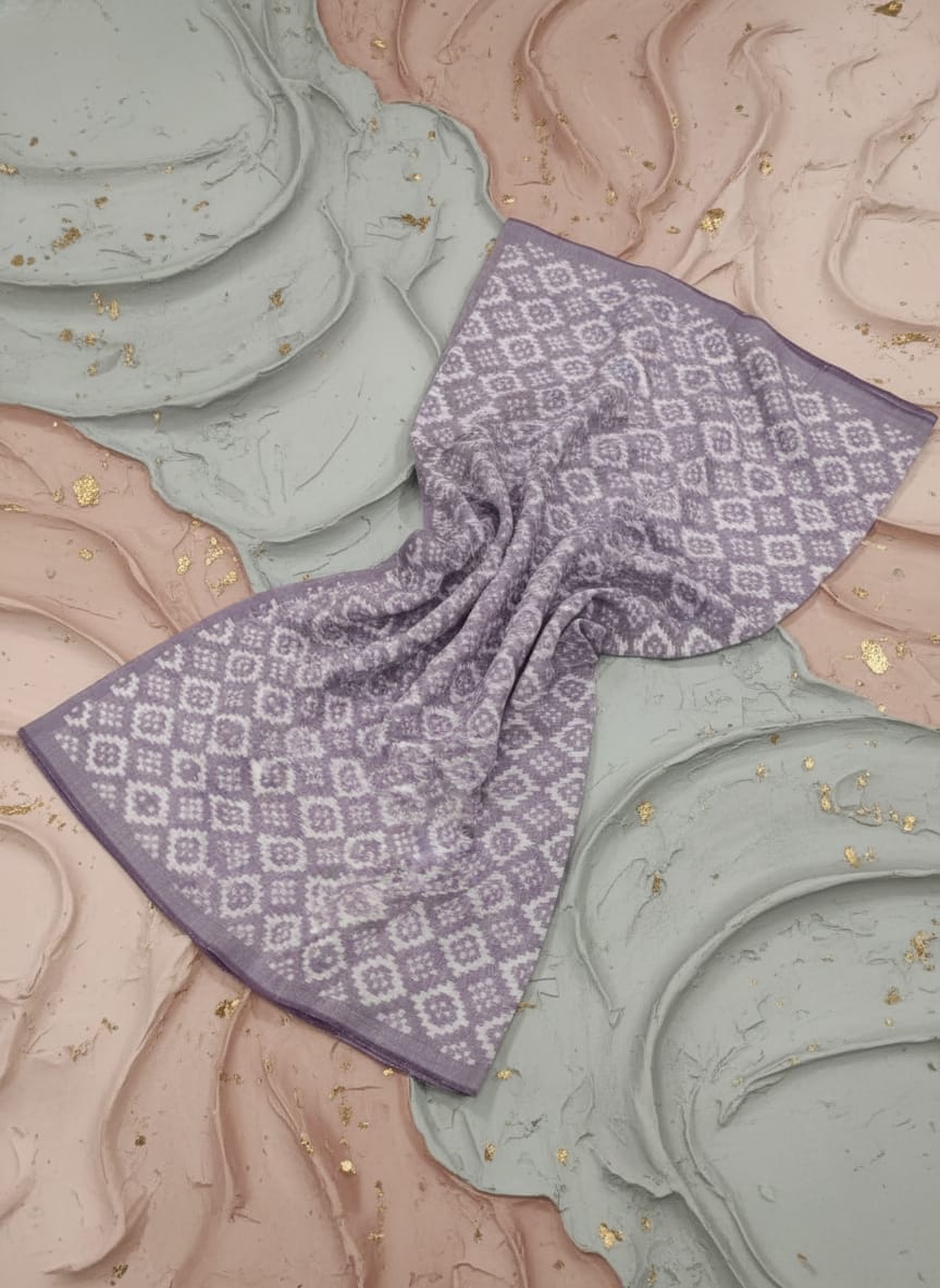 Light Purple White Pasapali Design Sambalpuri Fabrics